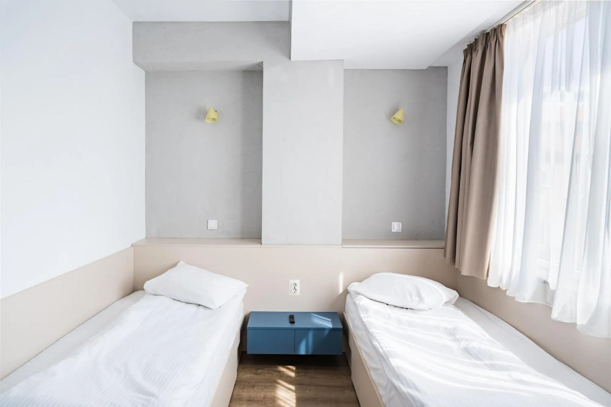 Photo of the whole room, Bed in Graffiti Hotel