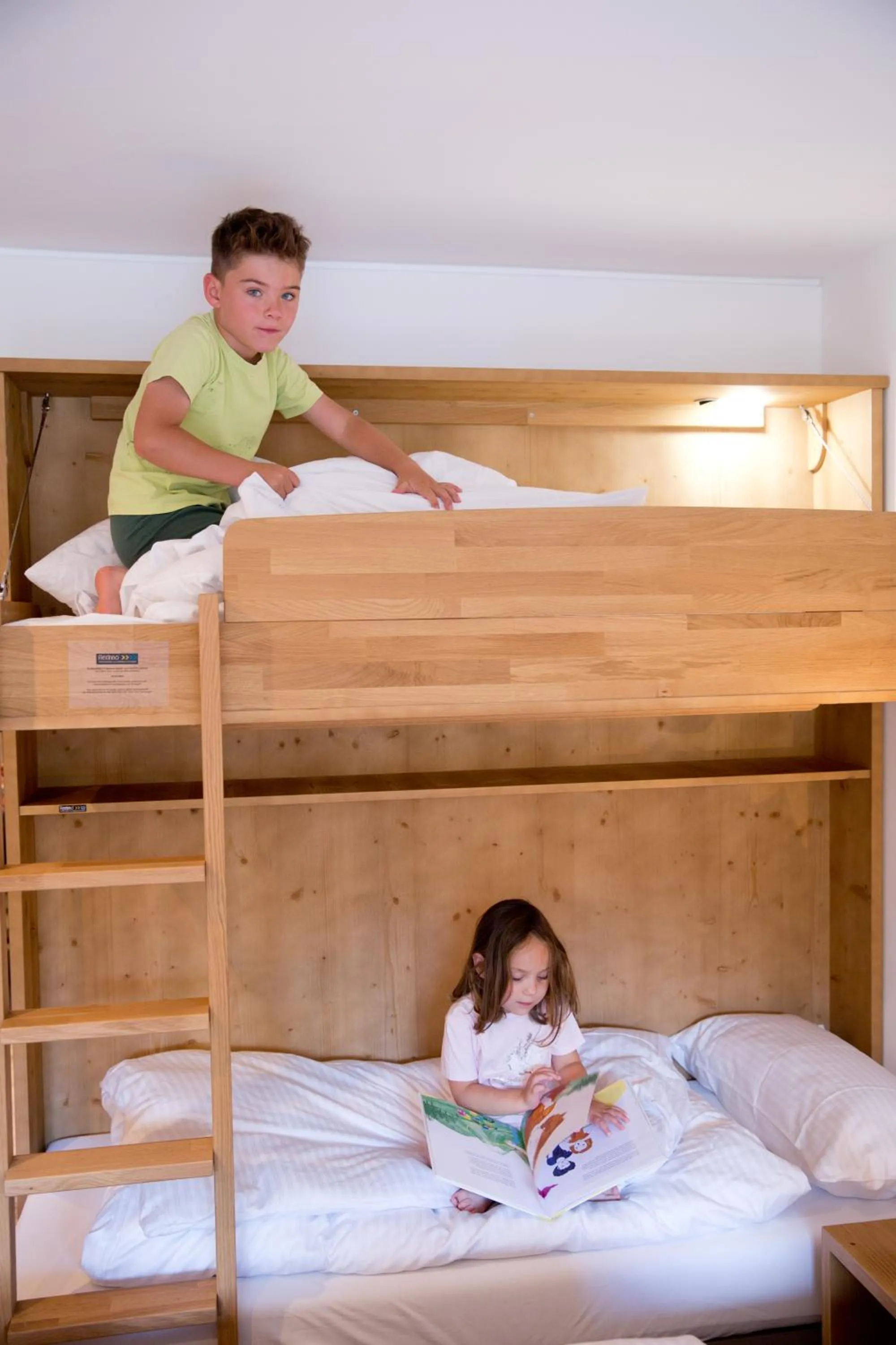 children, Bed in Boutiquehotel Hohes Licht