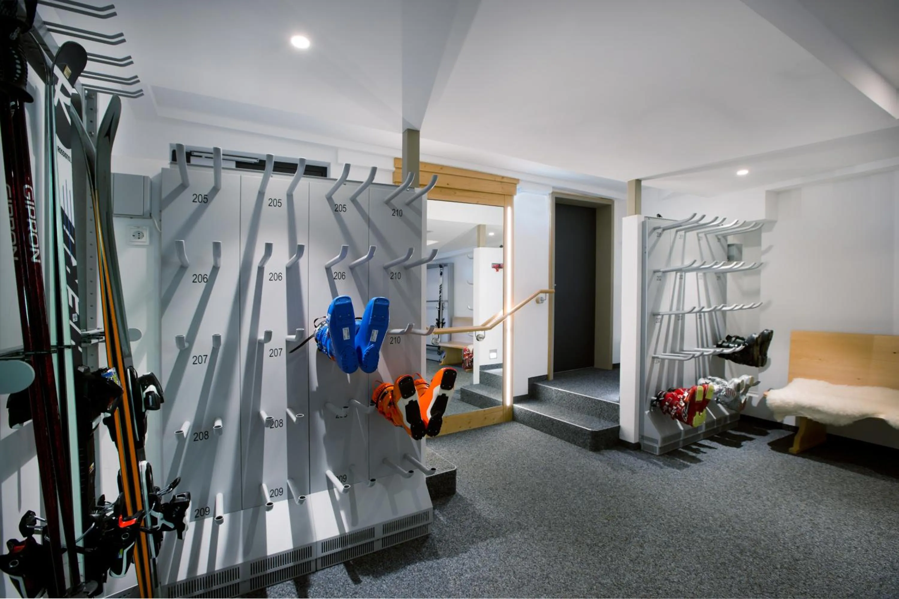 Skiing in Boutiquehotel Hohes Licht