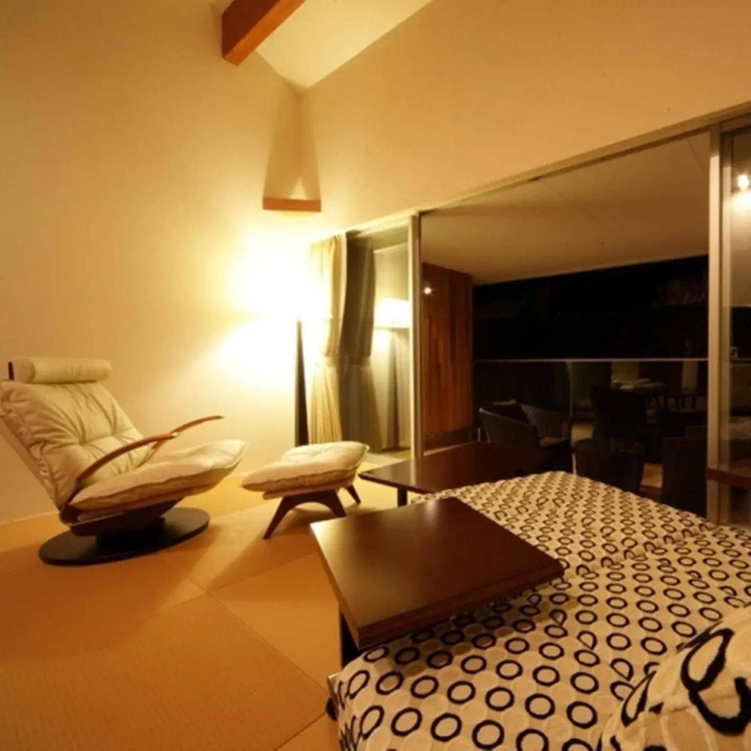 Living room, Bed in Four Seasons Yuzawa Quattro Living room, Bed in Four Seasons Yuzawa Quattro