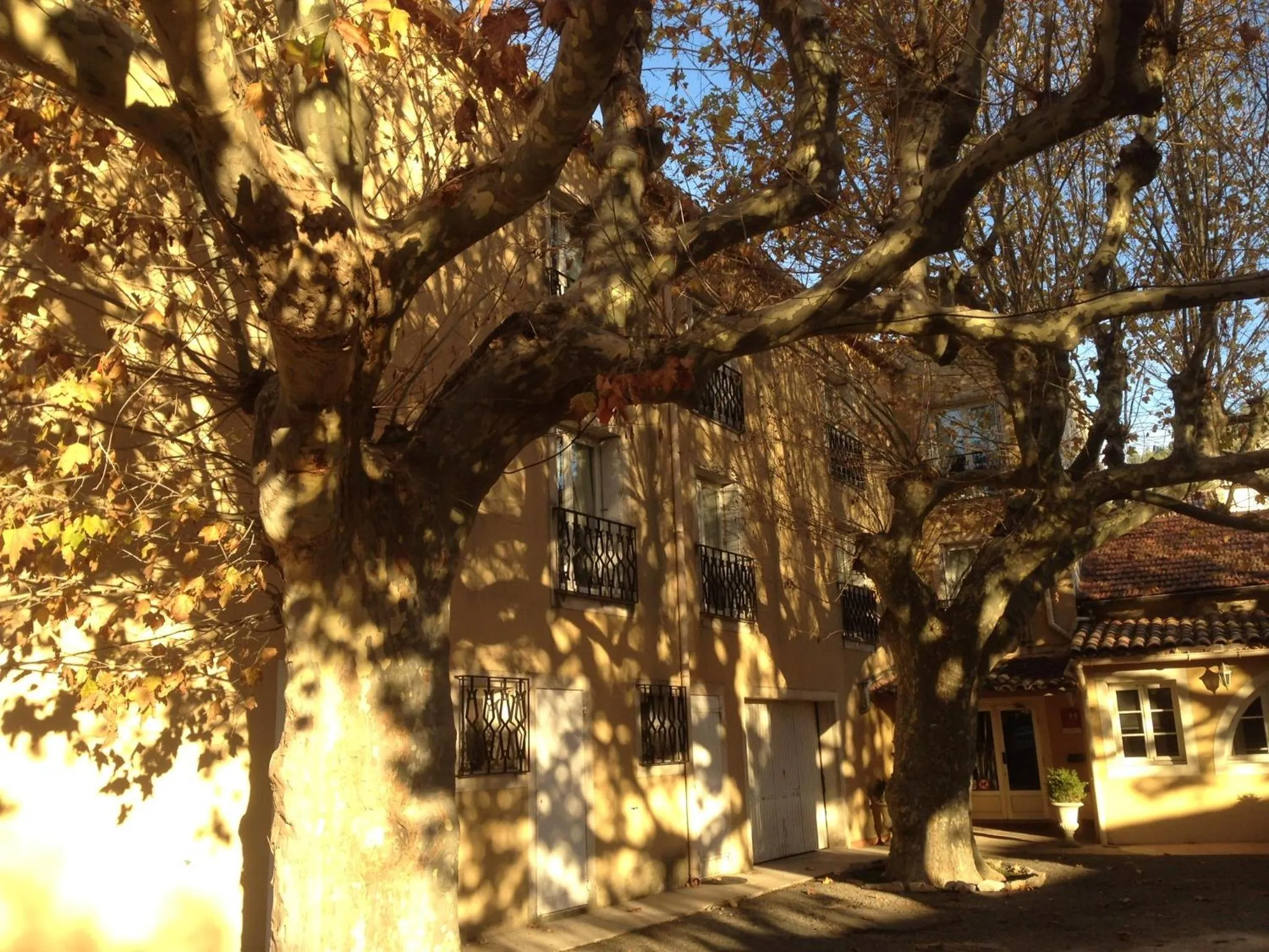 Facade/entrance in Hôtel Restaurant Le Commerce