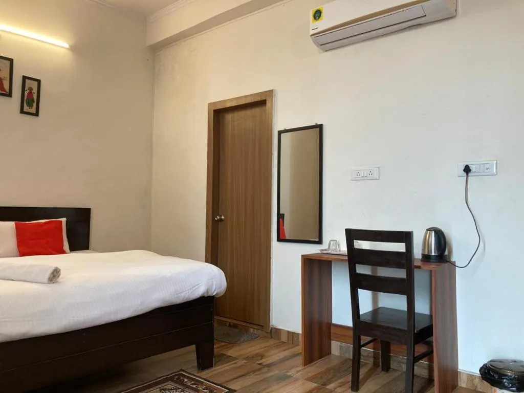 Bed in Hotel Arrow 19