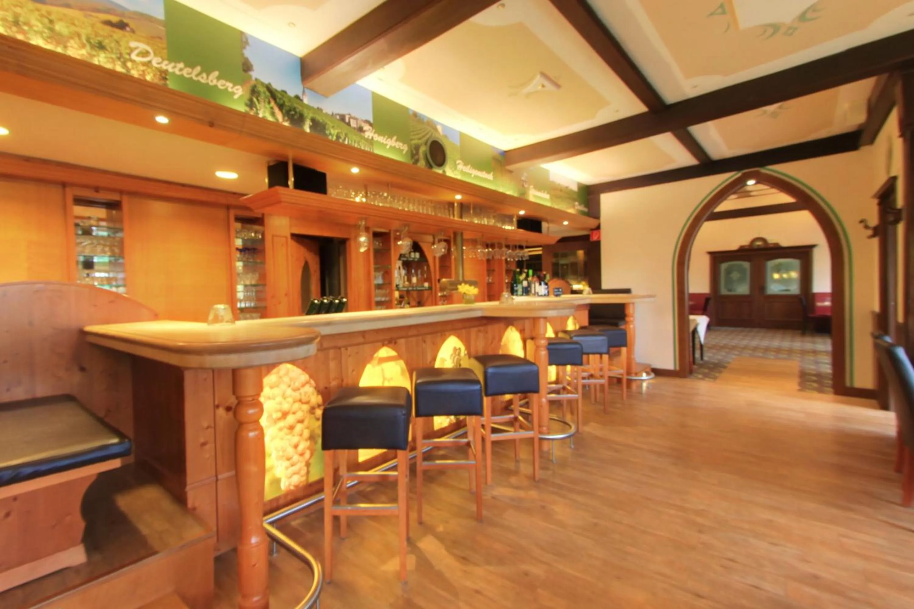 Lounge or bar in Akzent Waldhotel Rheingau
