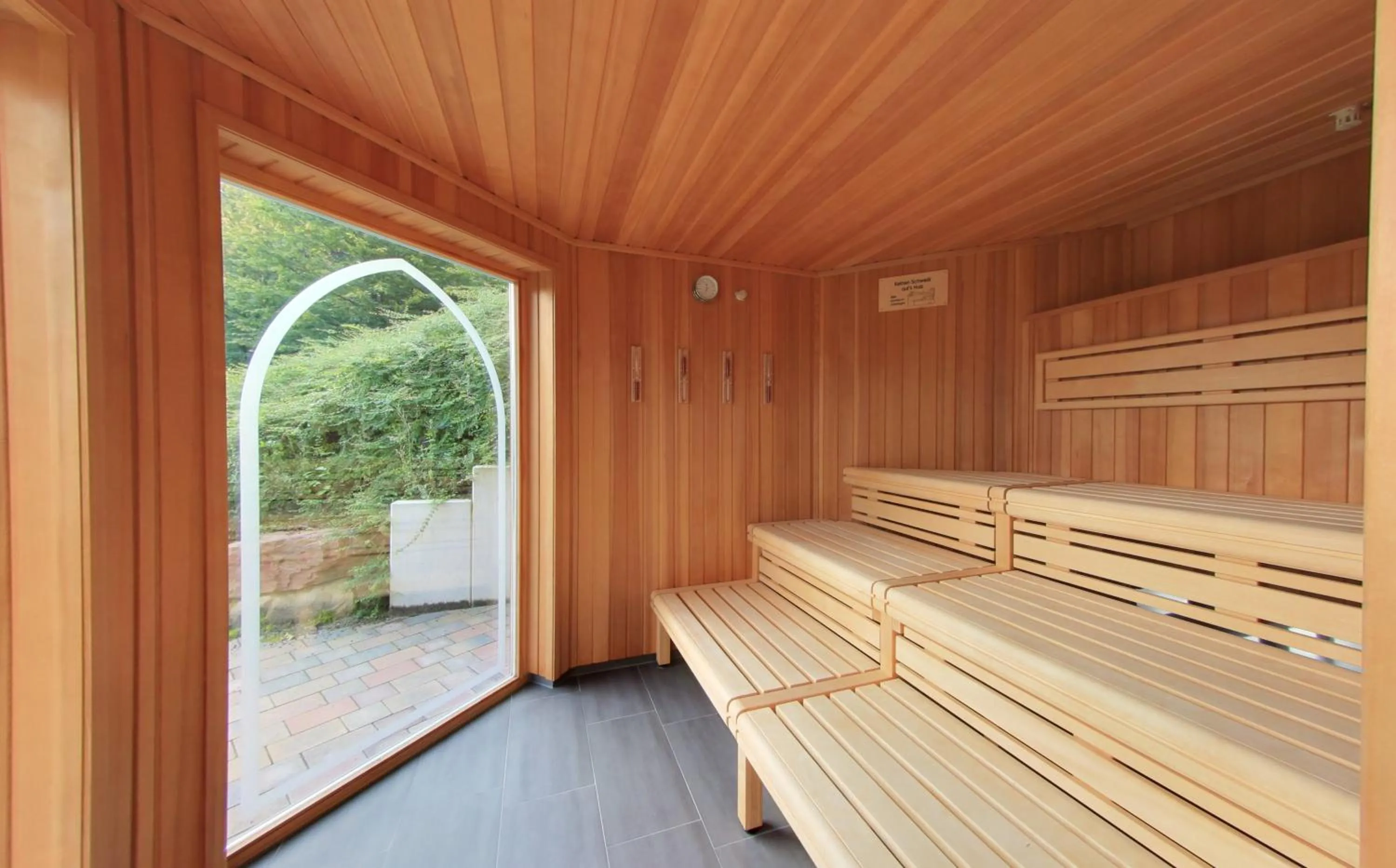 Spa and wellness centre/facilities in Akzent Waldhotel Rheingau