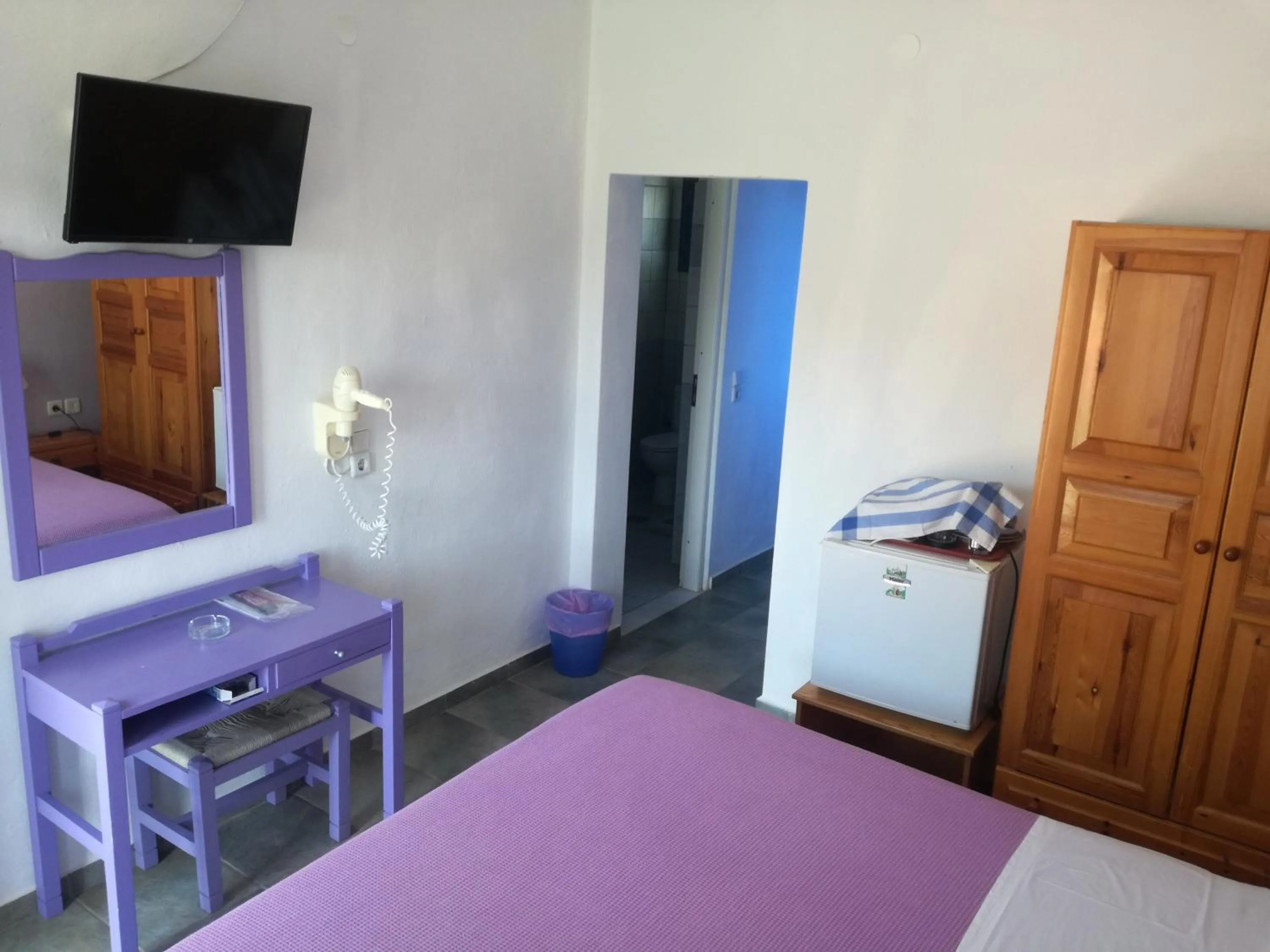 Double Room with Balcony in Ikion Studios