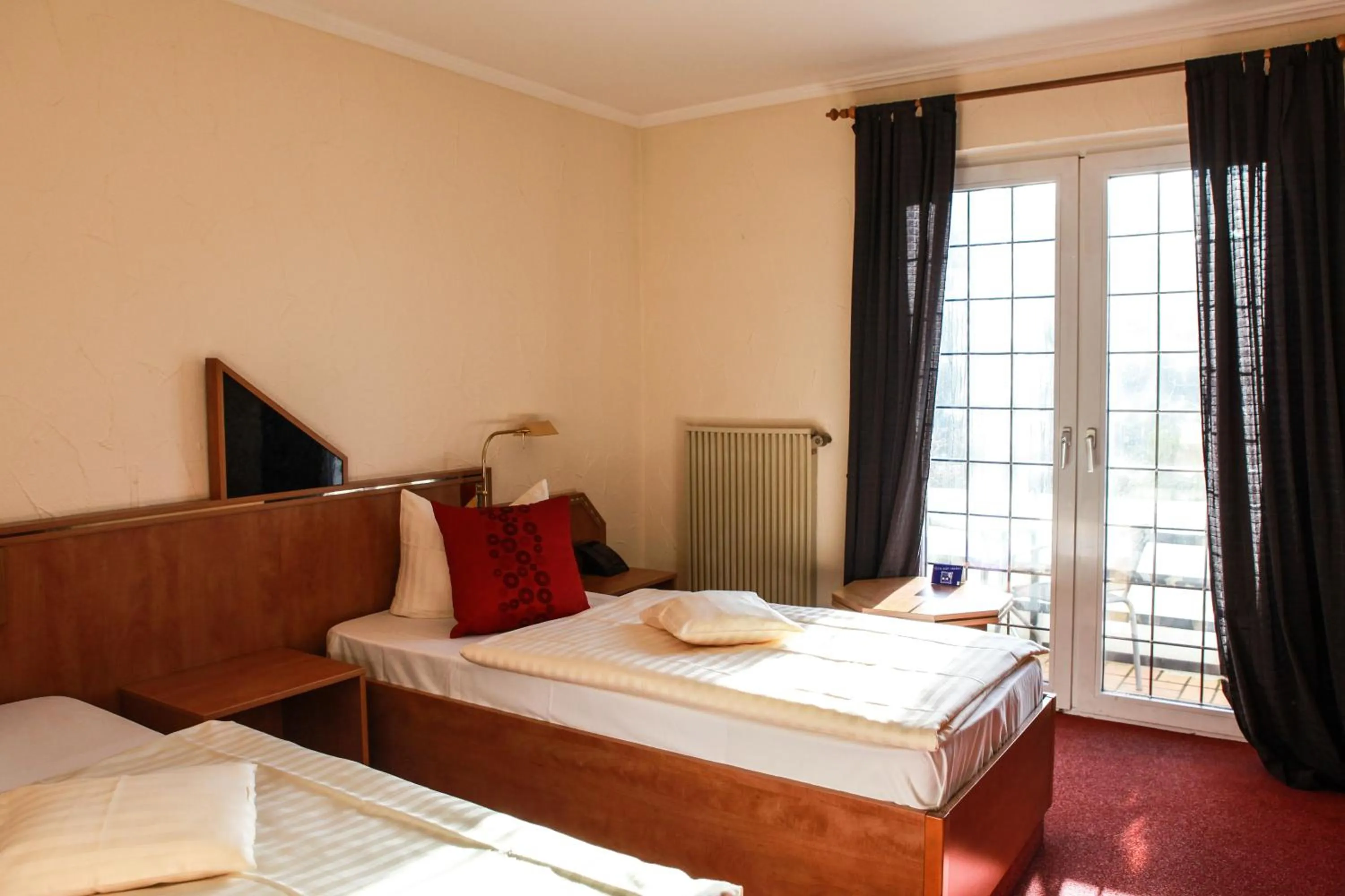 Photo of the whole room, Bed in Hotel Reinhold