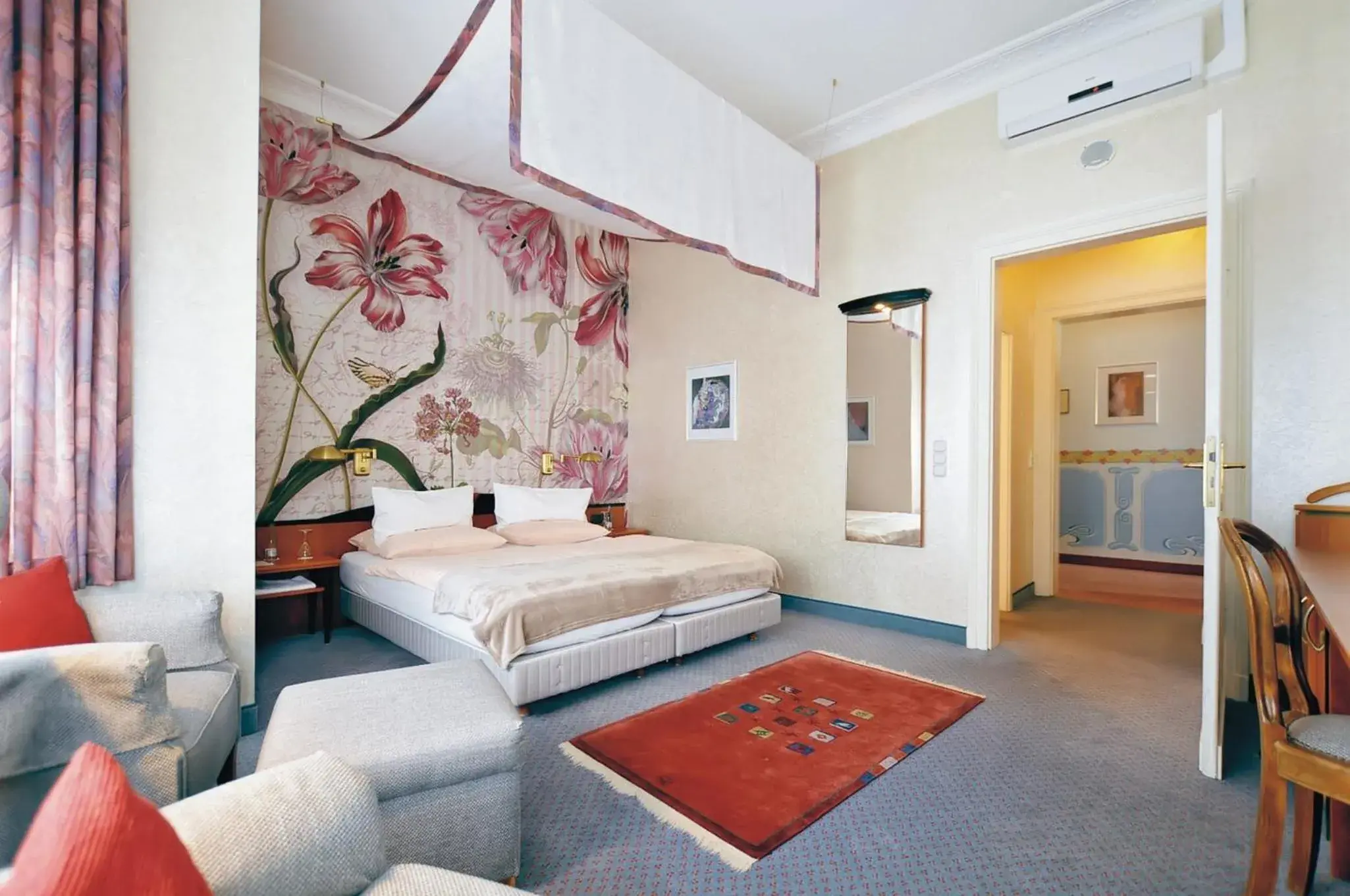 Comfort Double Room in Hotel Jugendstil Comfort Double Room in Hotel Jugendstil