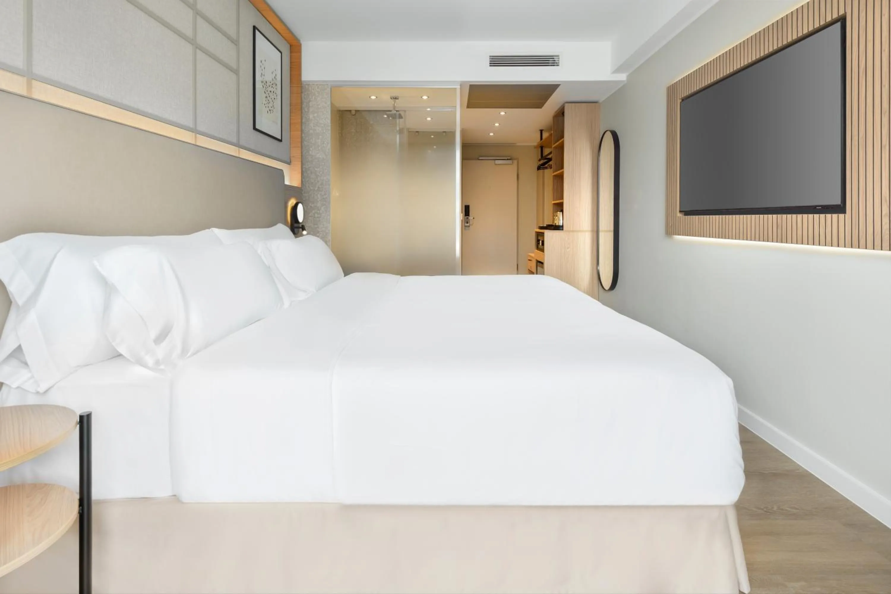 Bed in Barceló Dresden Newa