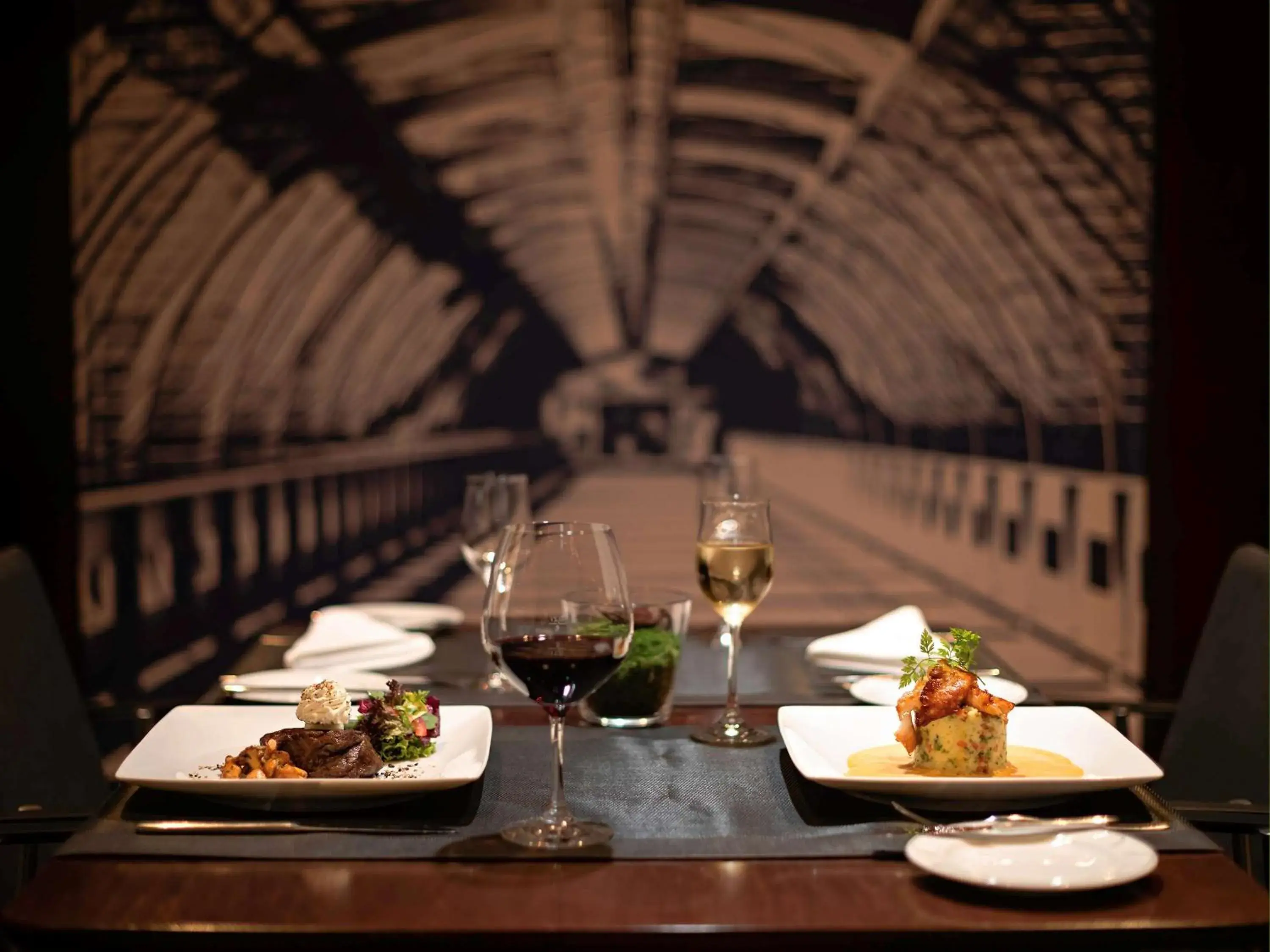 Restaurant/places to eat in Occidental Dresden Newa Restaurant/places to eat in Occidental Dresden Newa