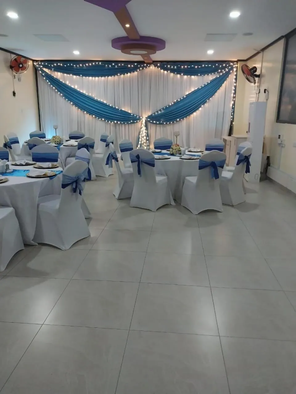 Two Oceans Hotel Voi