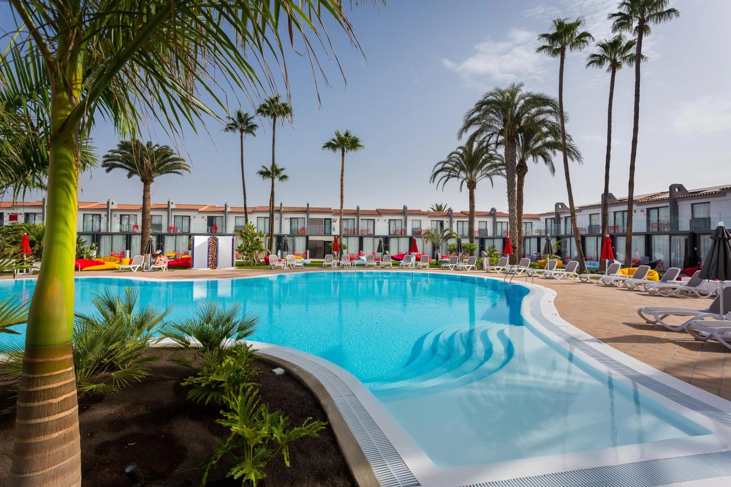 Swimming pool in Sholeo Lodges Maspalomas