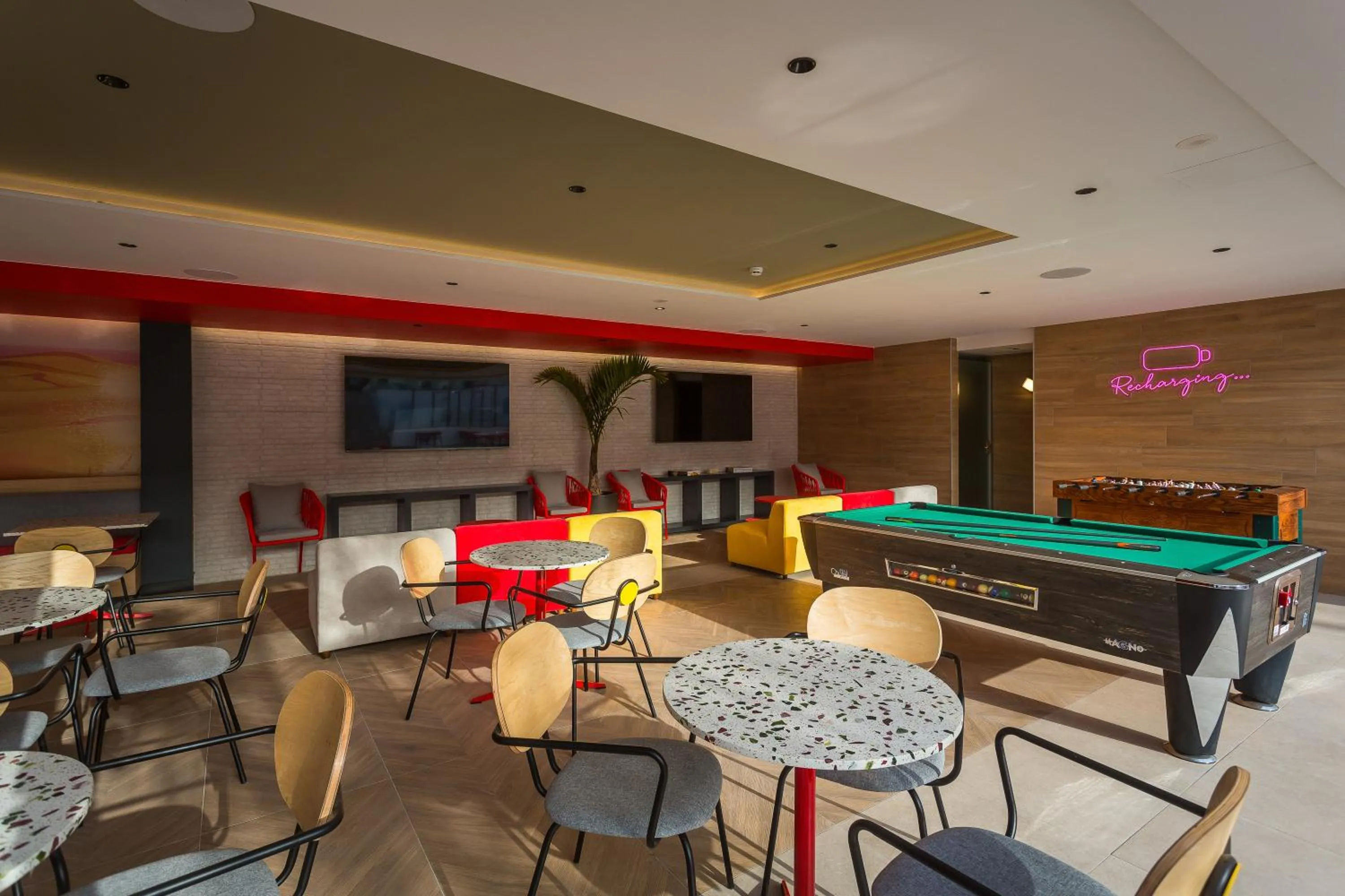 Billiard in Sholeo Lodges Maspalomas