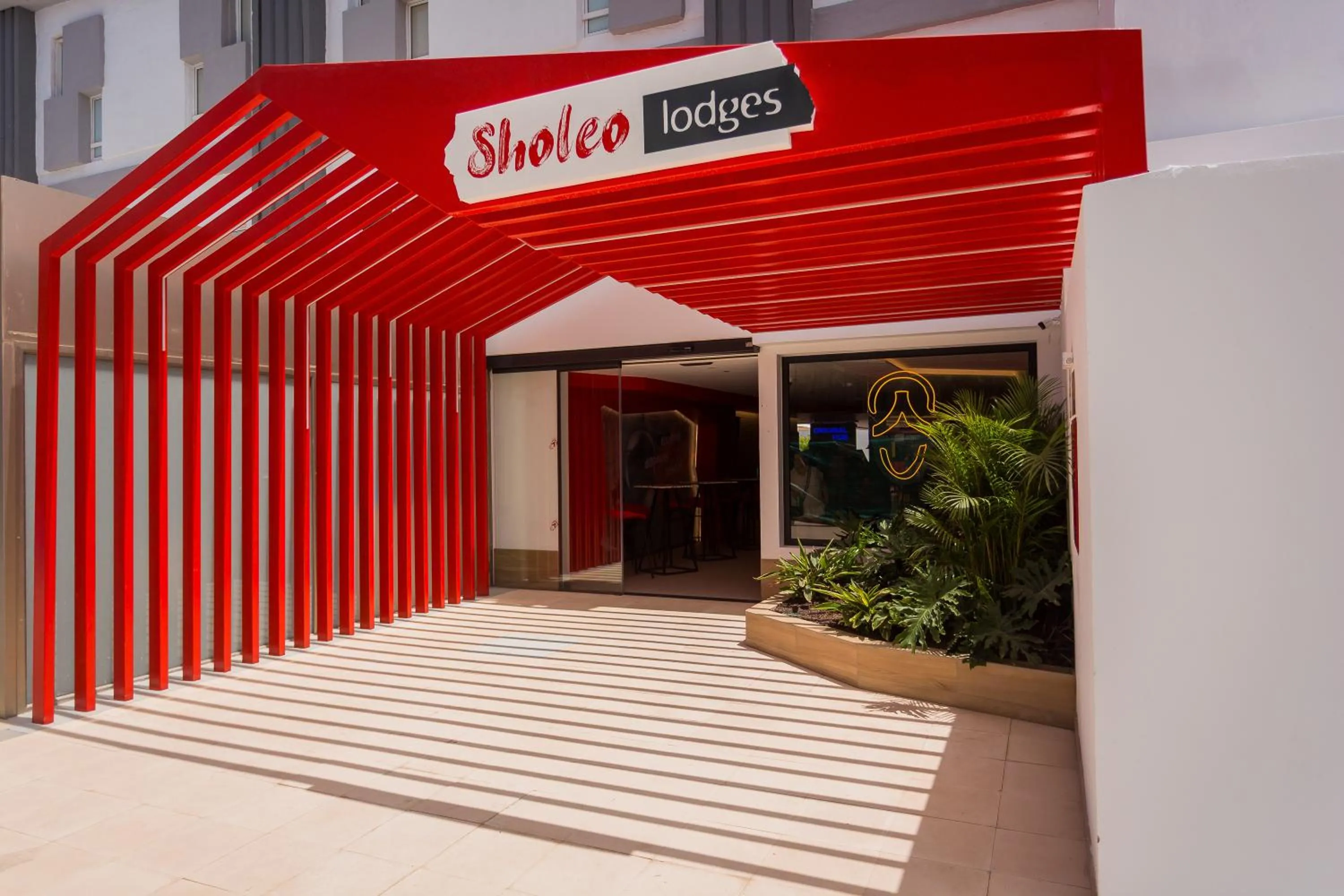 Facade/entrance in Sholeo Lodges Maspalomas