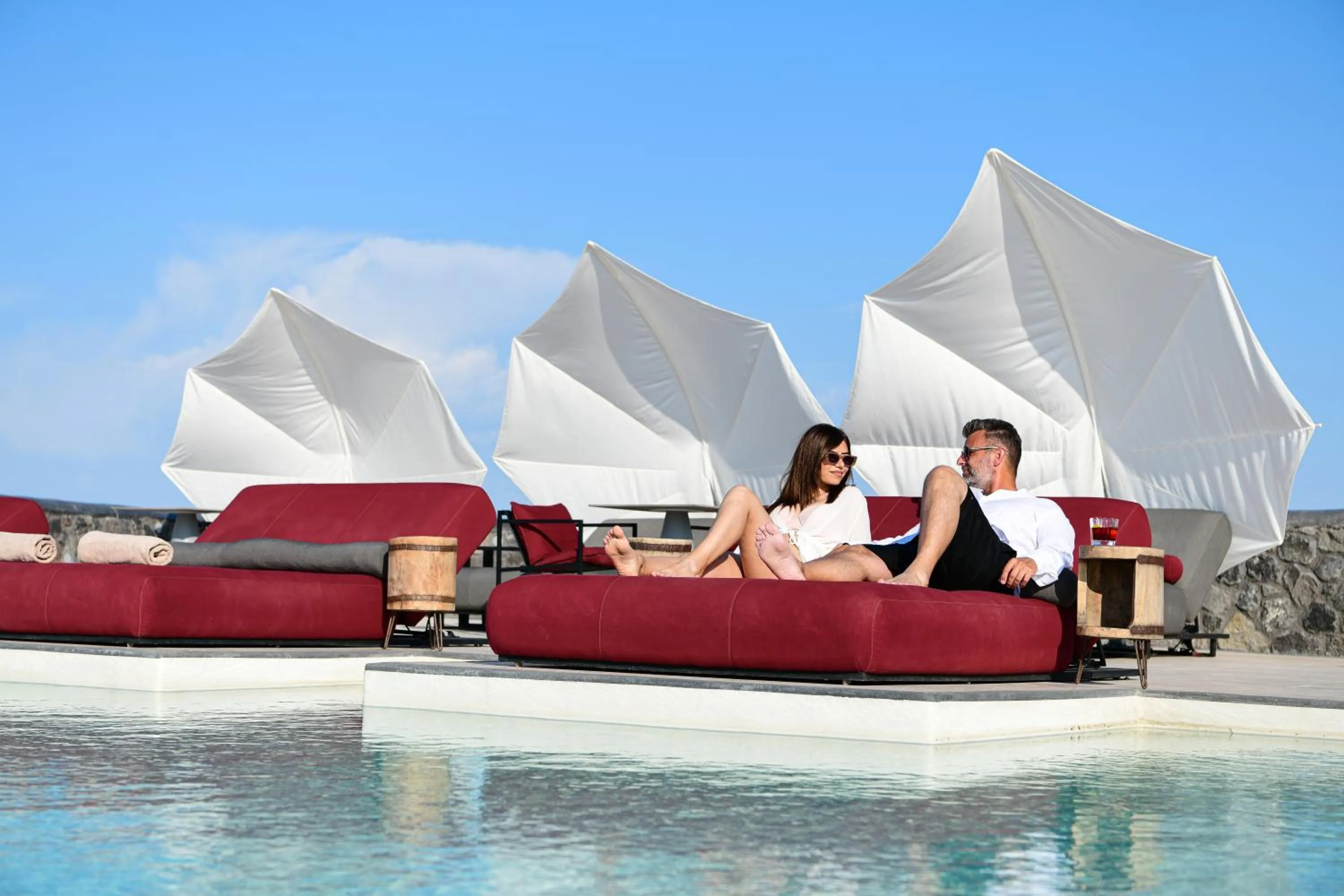 Swimming pool in White Pearl Cavalieri