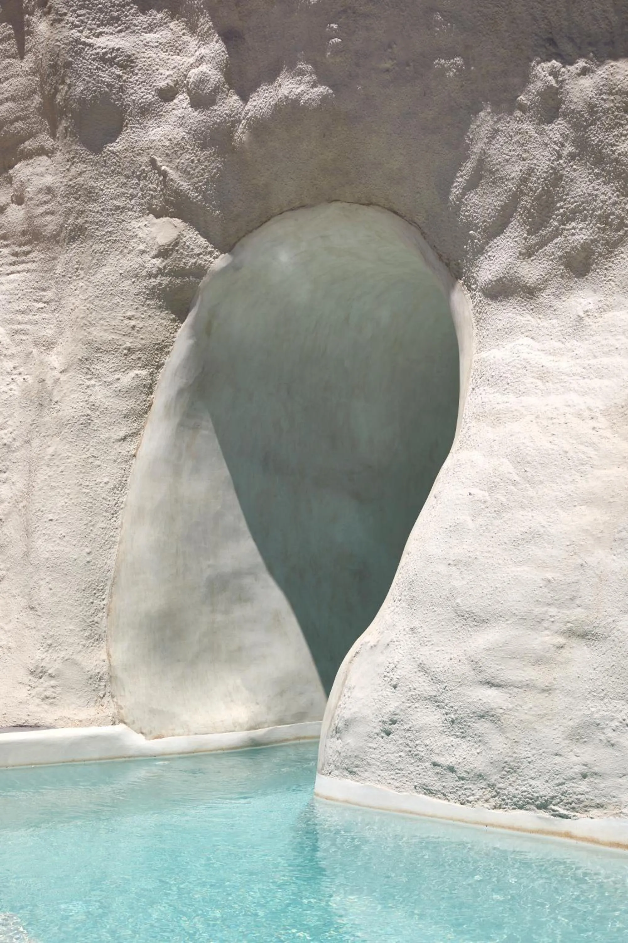 Natural landscape in White Pearl Cavalieri