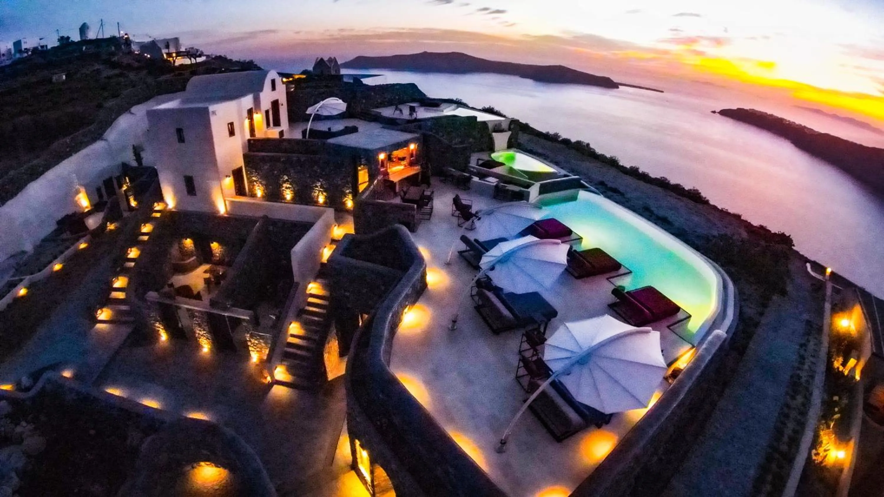 Property building in White Pearl Cavalieri