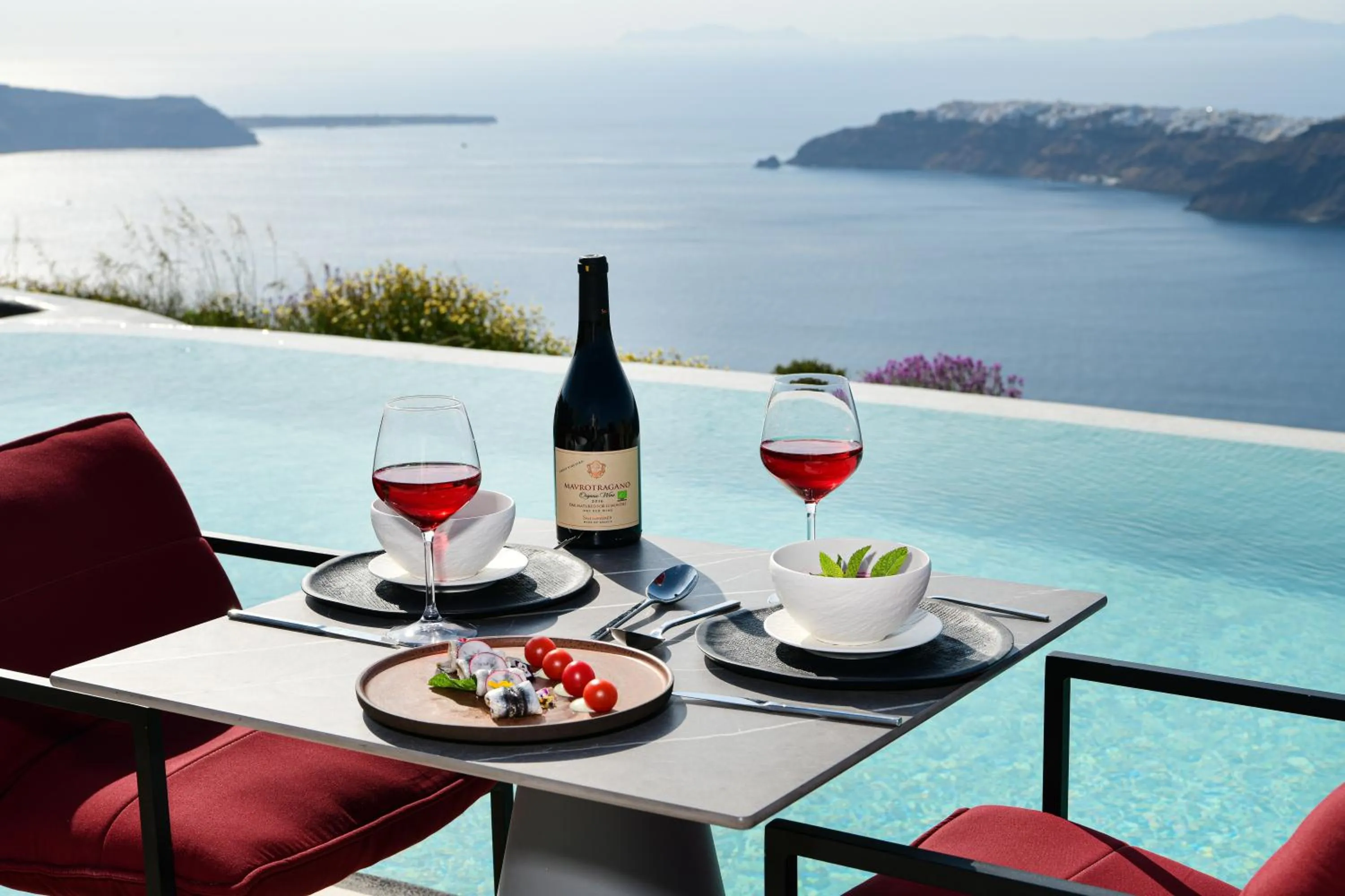 Restaurant/places to eat in White Pearl Cavalieri