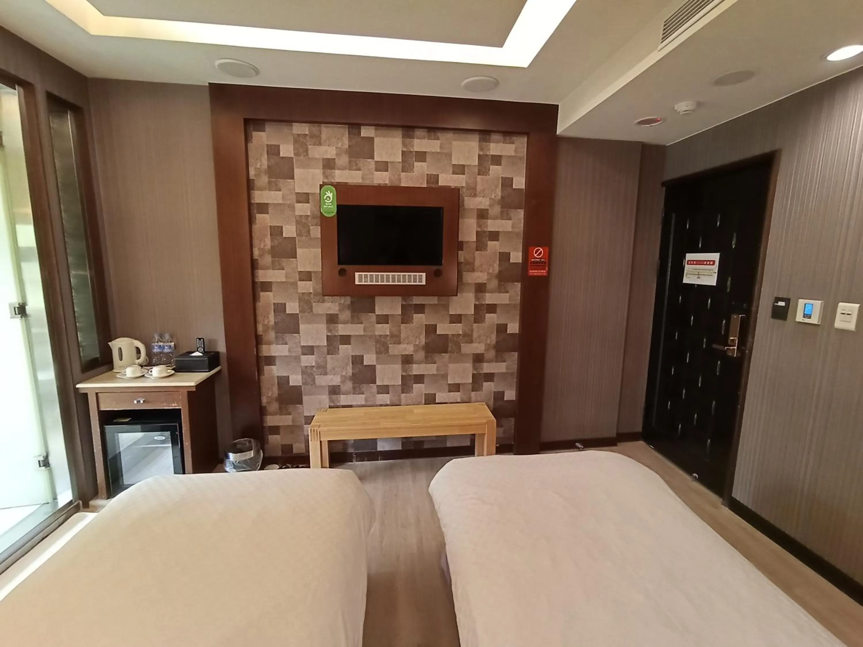 Bedroom, Bed in Jin Yong Quan Spa Hotspring Resort