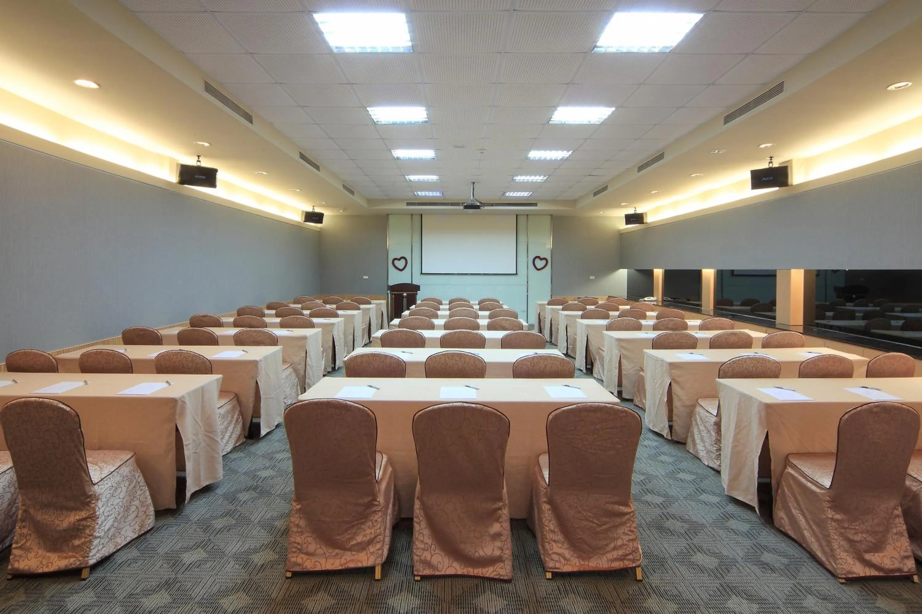 Meeting/conference room in Jin Yong Quan Spa Hotspring Resort