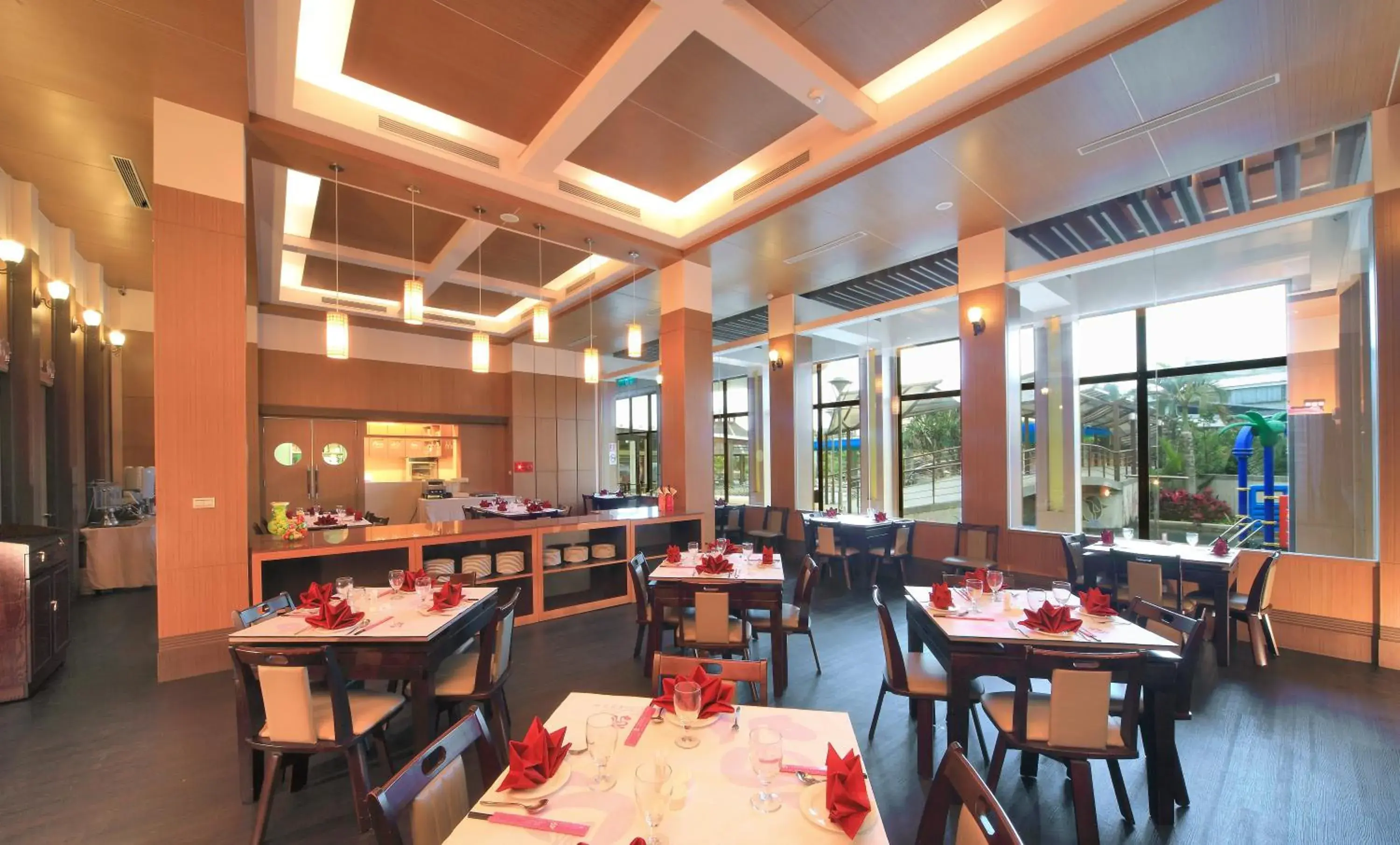 Restaurant/places to eat in Jin Yong Quan Spa Hotspring Resort Restaurant/places to eat in Jin Yong Quan Spa Hotspring Resort