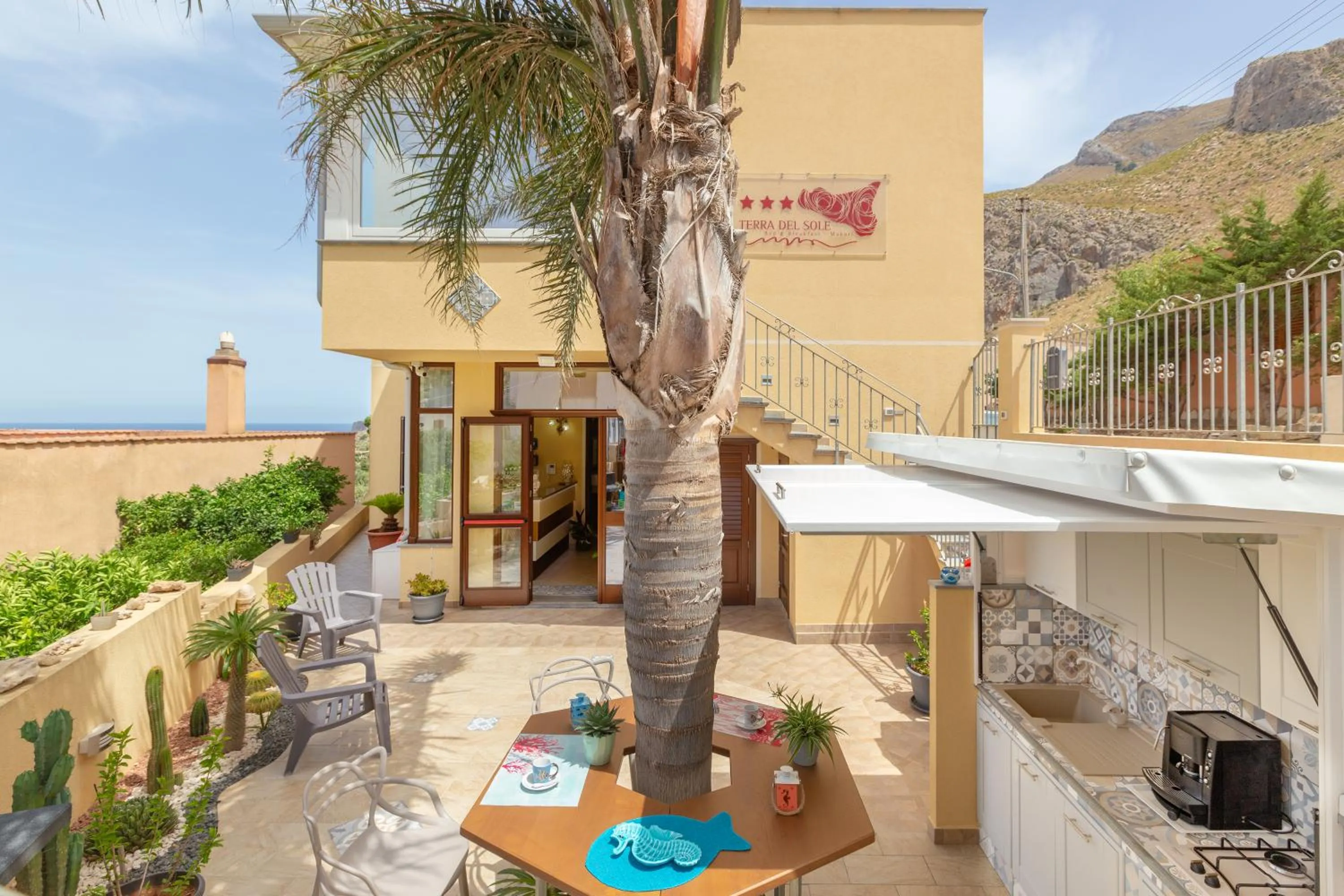 Property building in Terra Del Sole