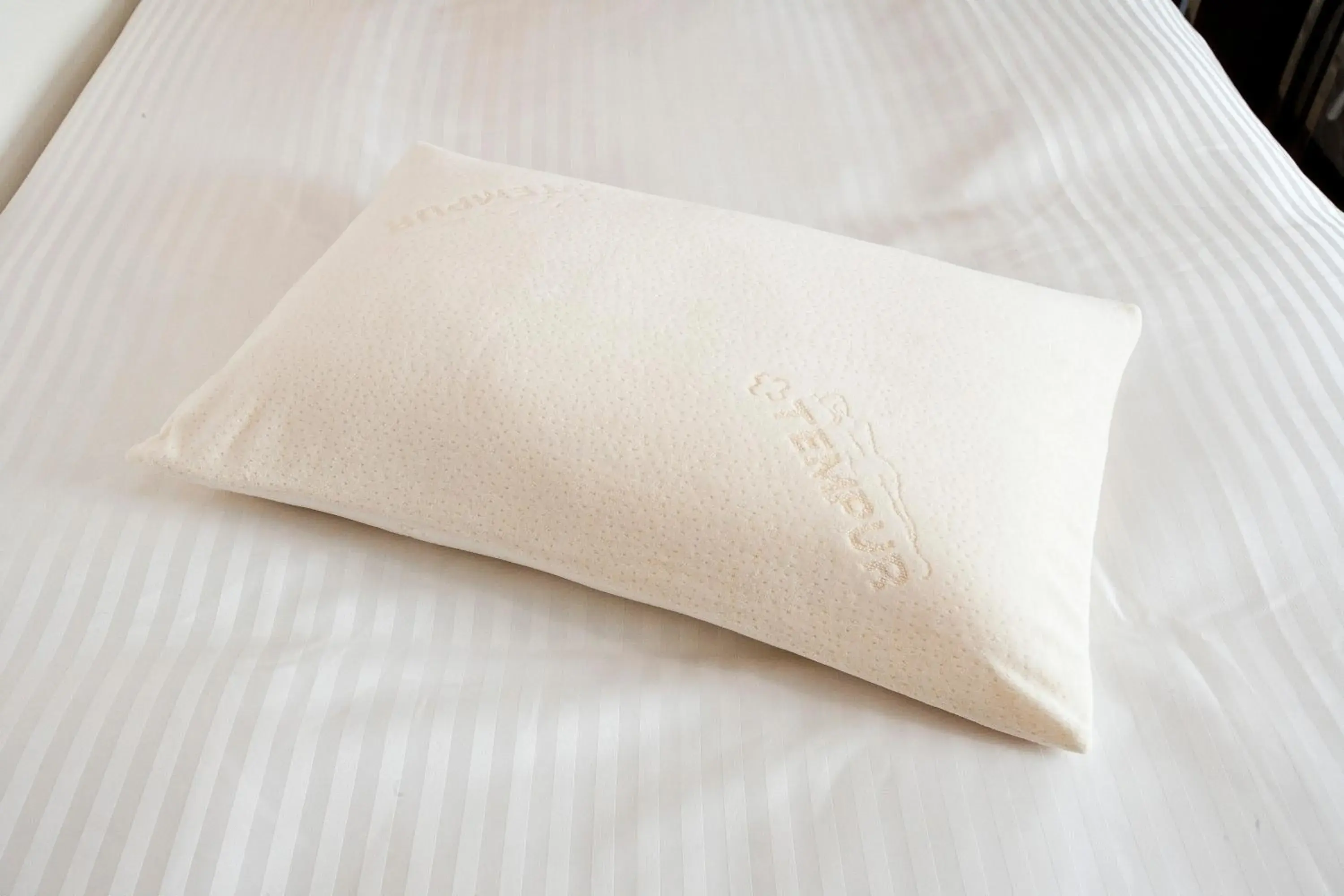 Photo of the whole room, Bed in Sotetsu Fresa Inn Chiba Kashiwa Photo of the whole room, Bed in Sotetsu Fresa Inn Chiba Kashiwa