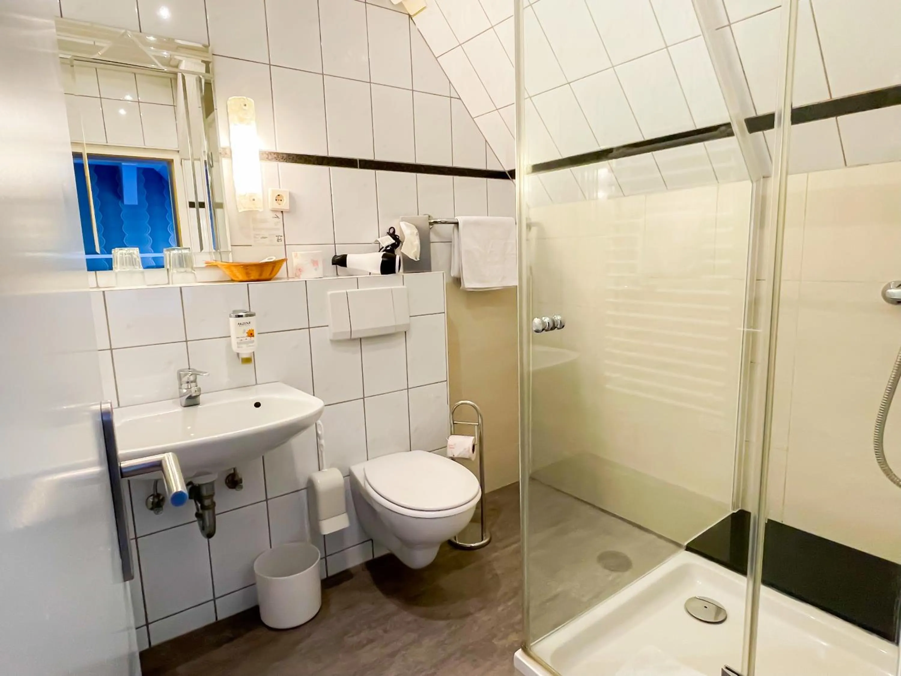 Bathroom in Hotel Saltenhof