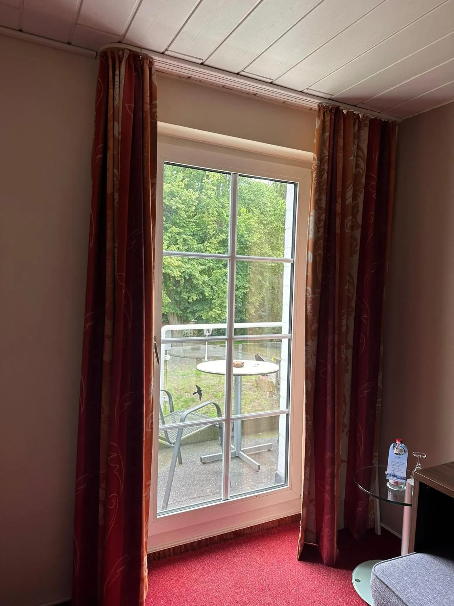 Bed in Hotel Saltenhof