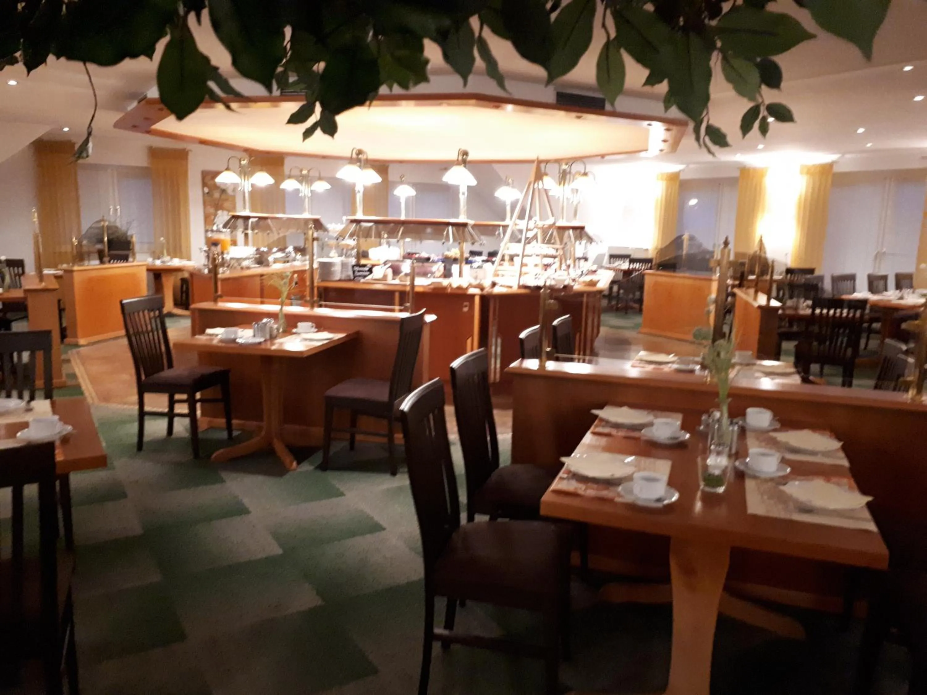 Buffet breakfast in Hotel Ostfriesen Hof