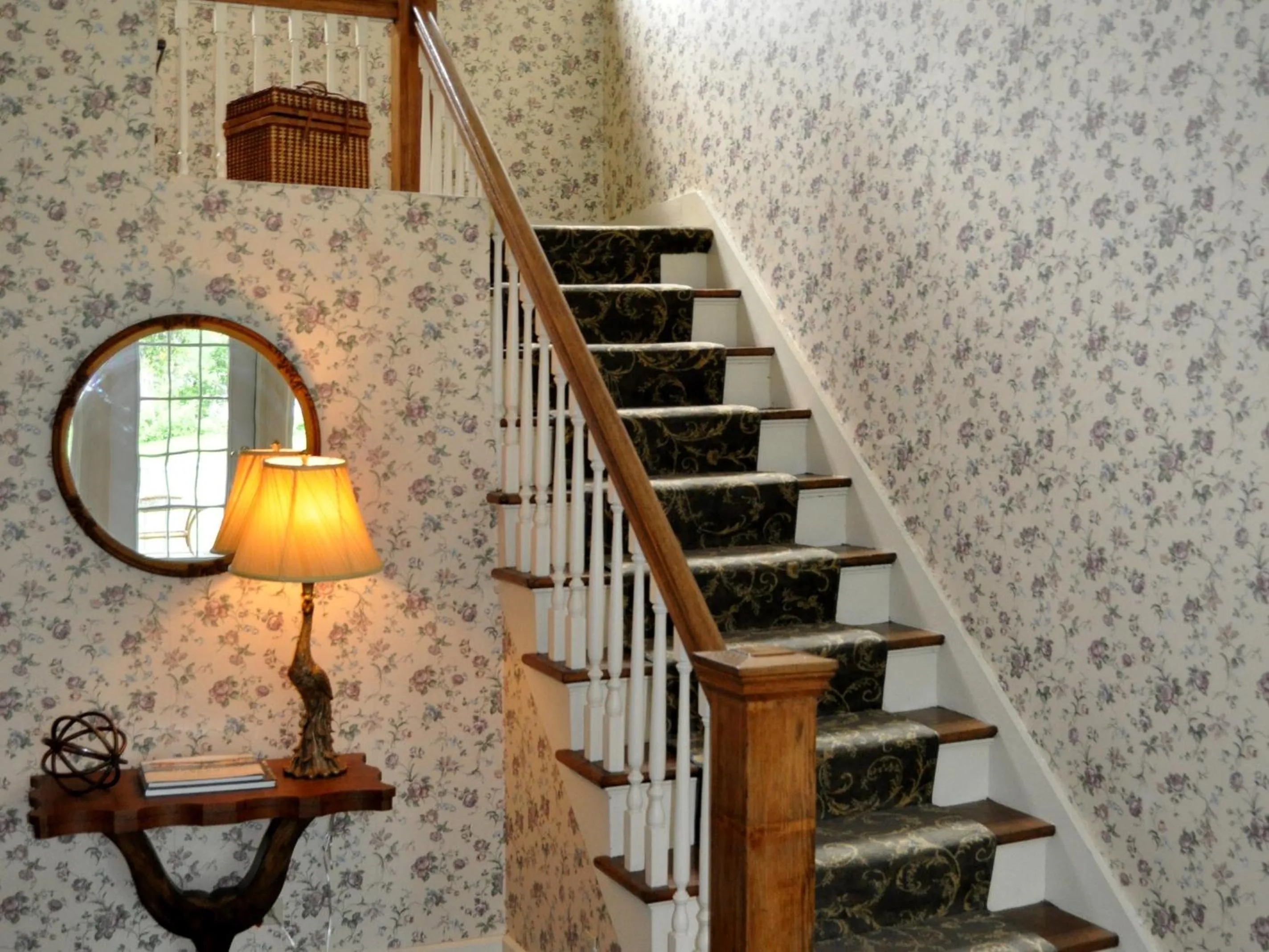 Living room in Anne's Washington Inn