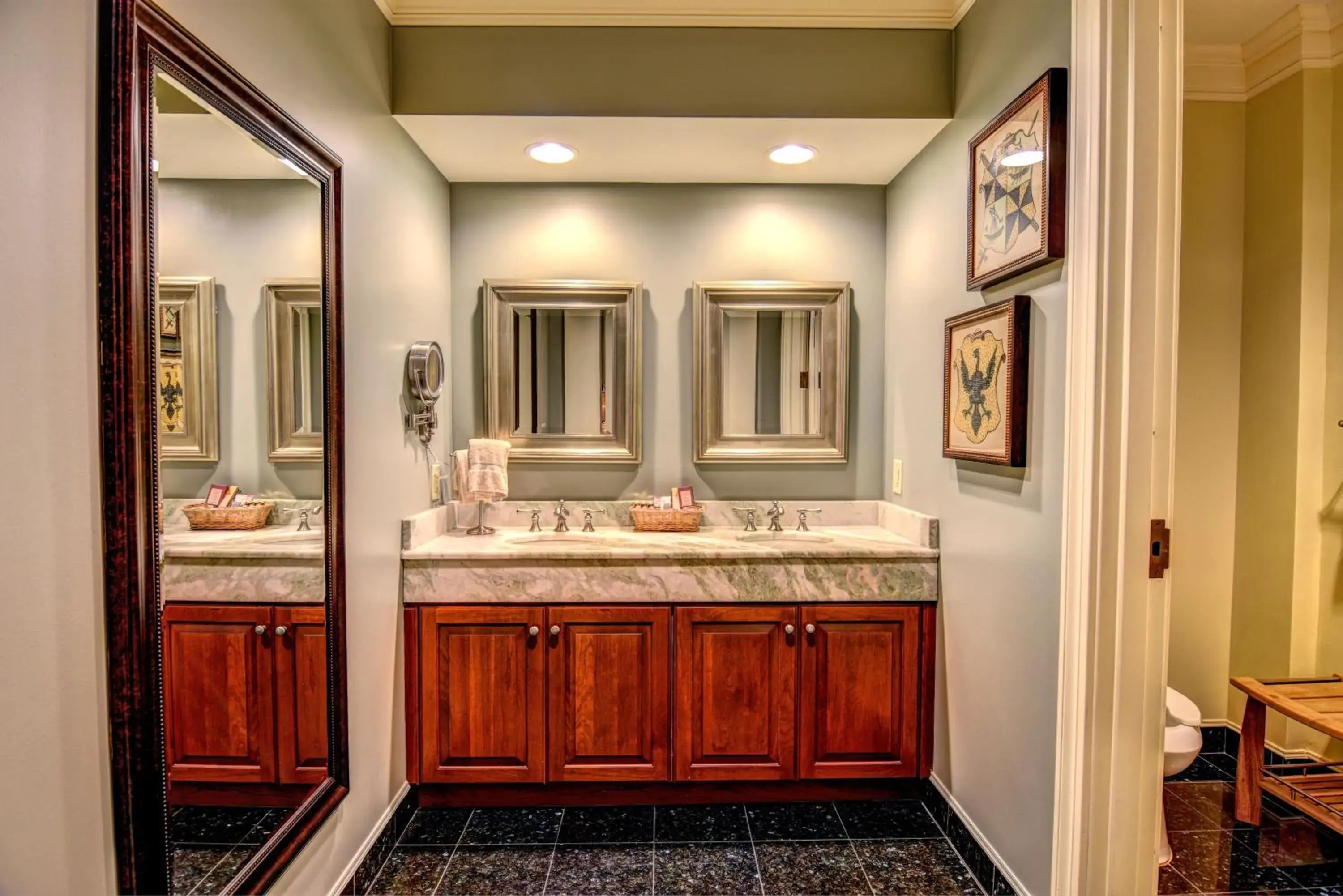 Junior Suite with Balcony in Cottages and Suites at River Landing Junior Suite with Balcony in Cottages and Suites at River Landing