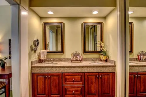 Cottages and Suites at River Landing