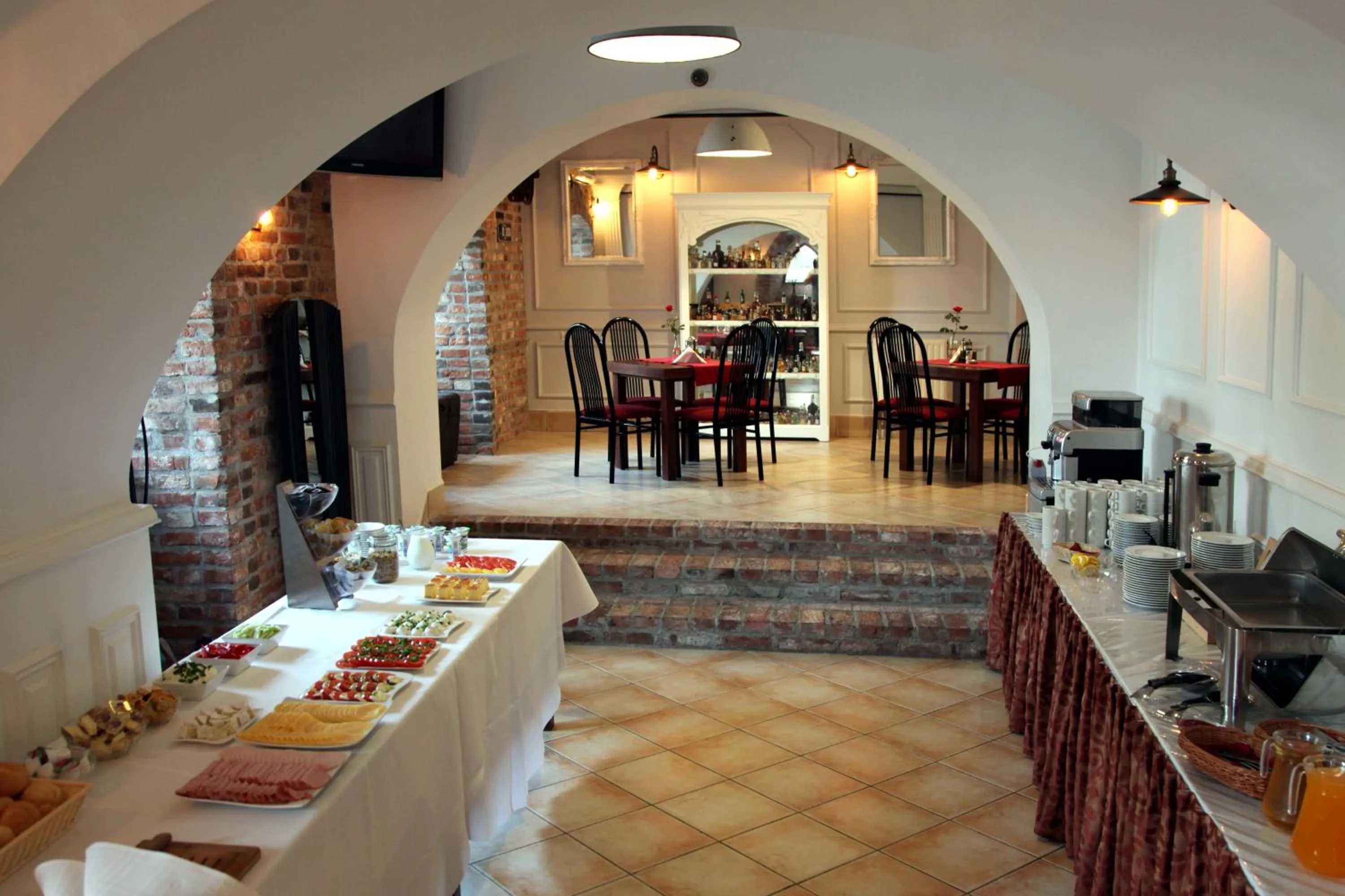 Buffet breakfast in Hotel Kameleon