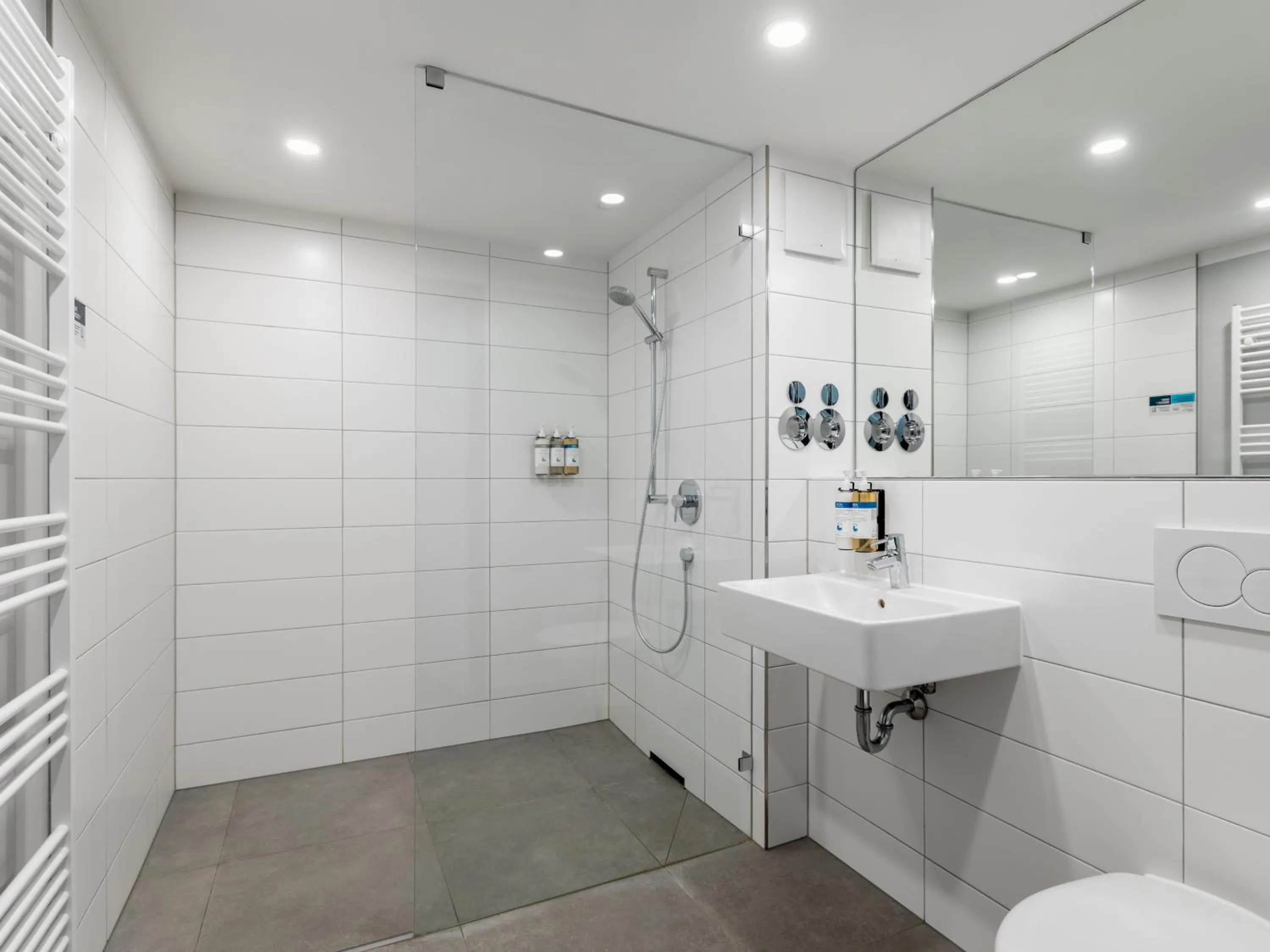 Bathroom in Numa Munich Munico