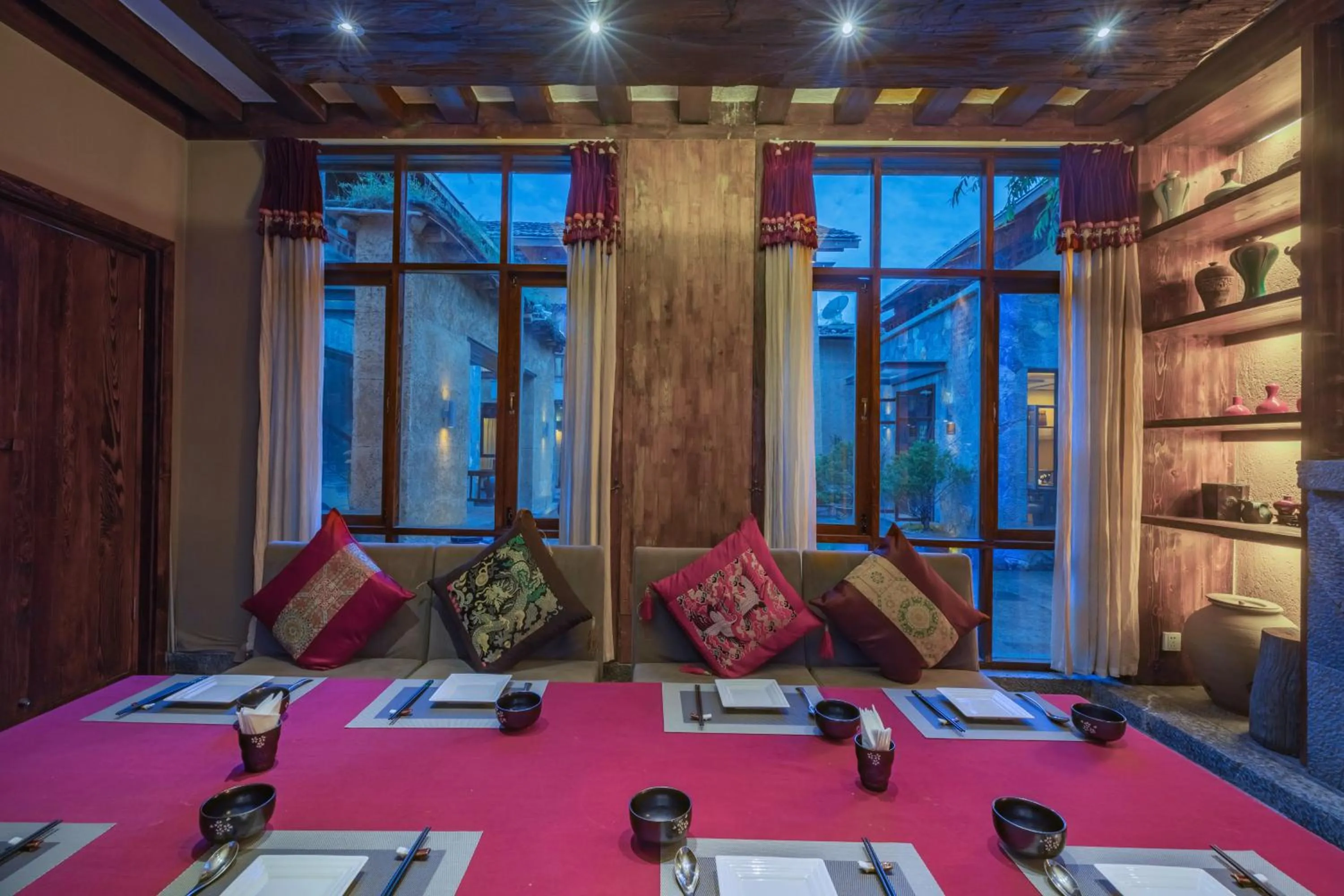 Restaurant/places to eat in Arro Khampa By Zinc Journey Shangri-la