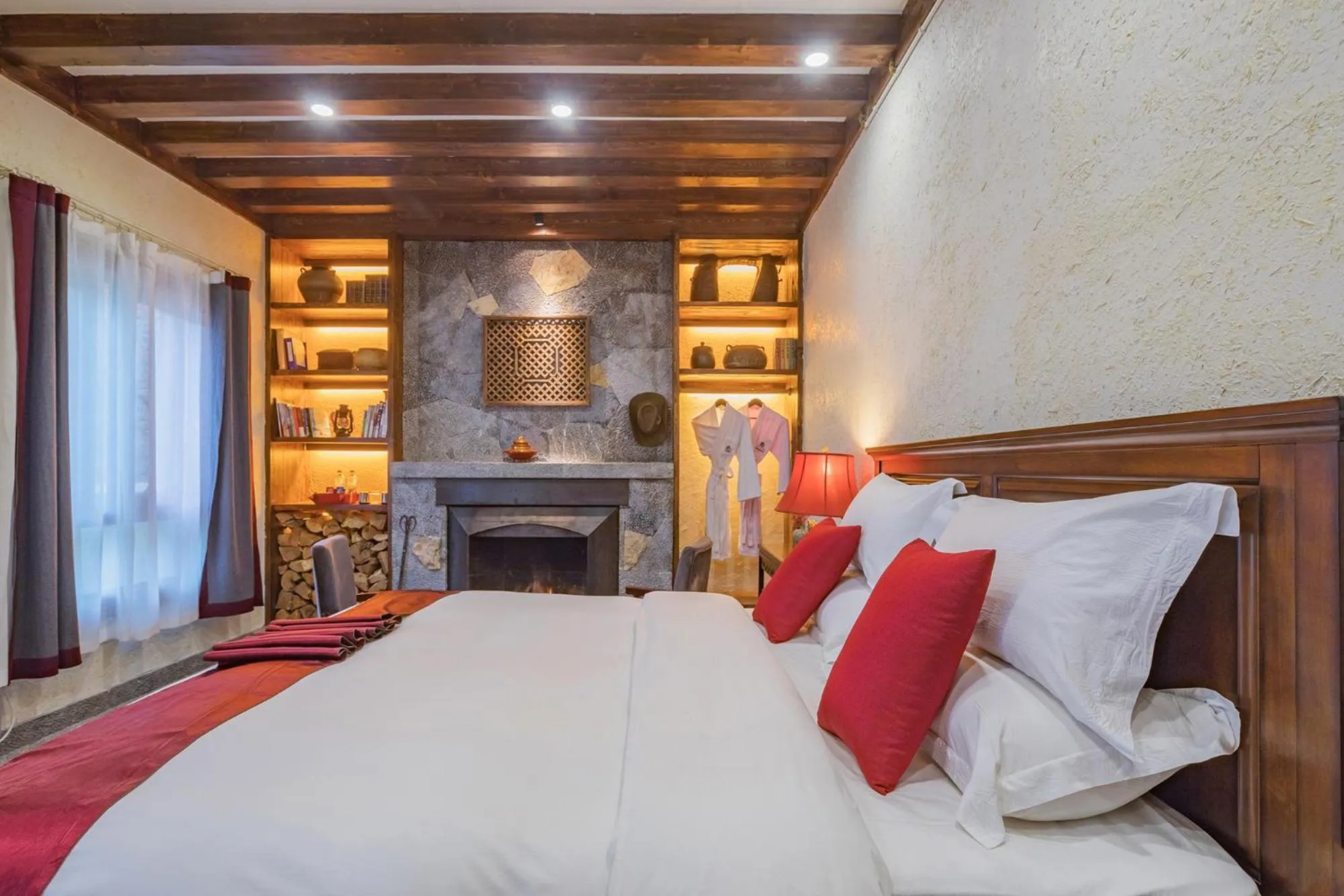 Bed in Arro Khampa By Zinc Journey Shangri-la