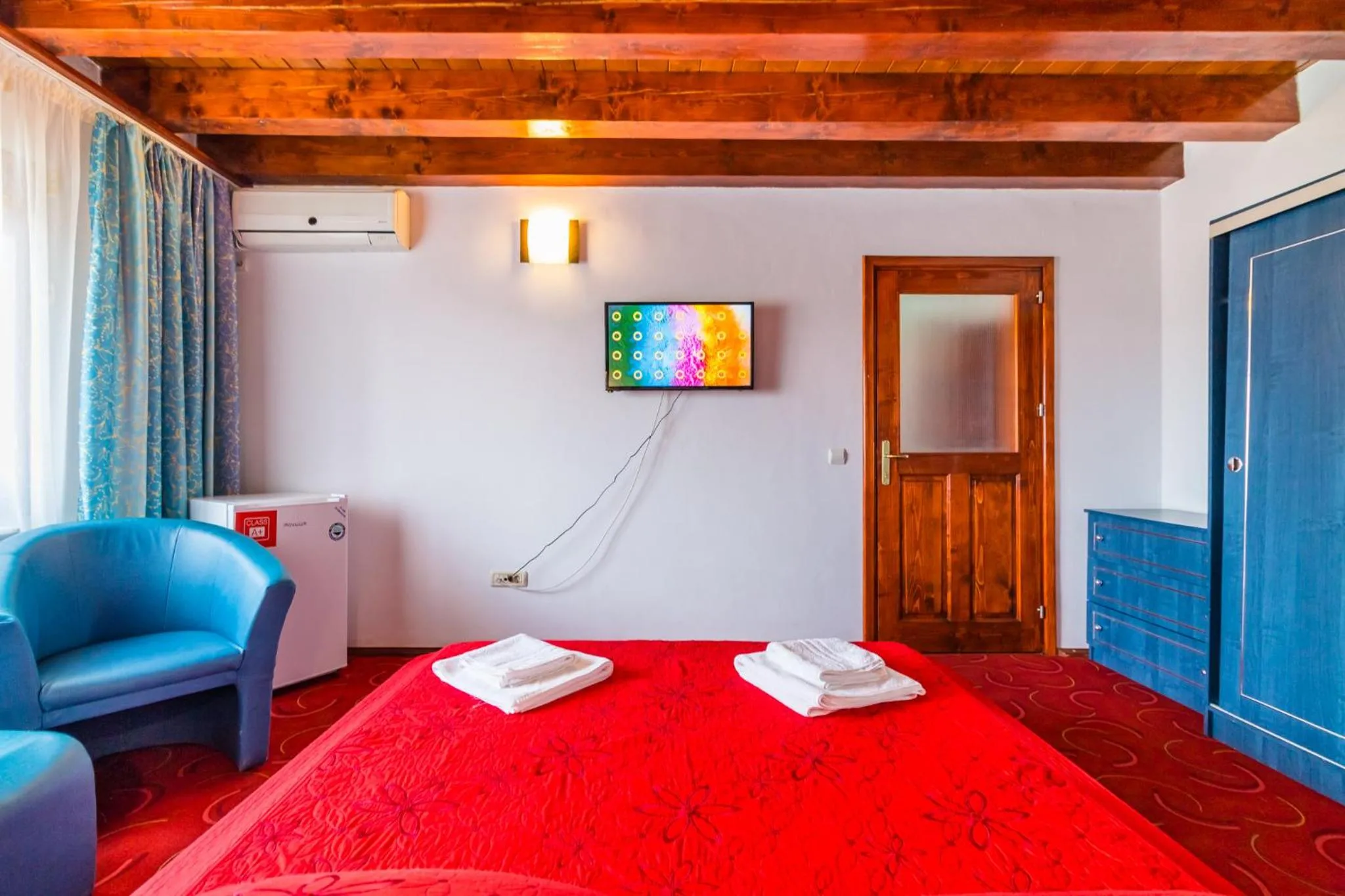 TV and multimedia, Bed in Casa Luca