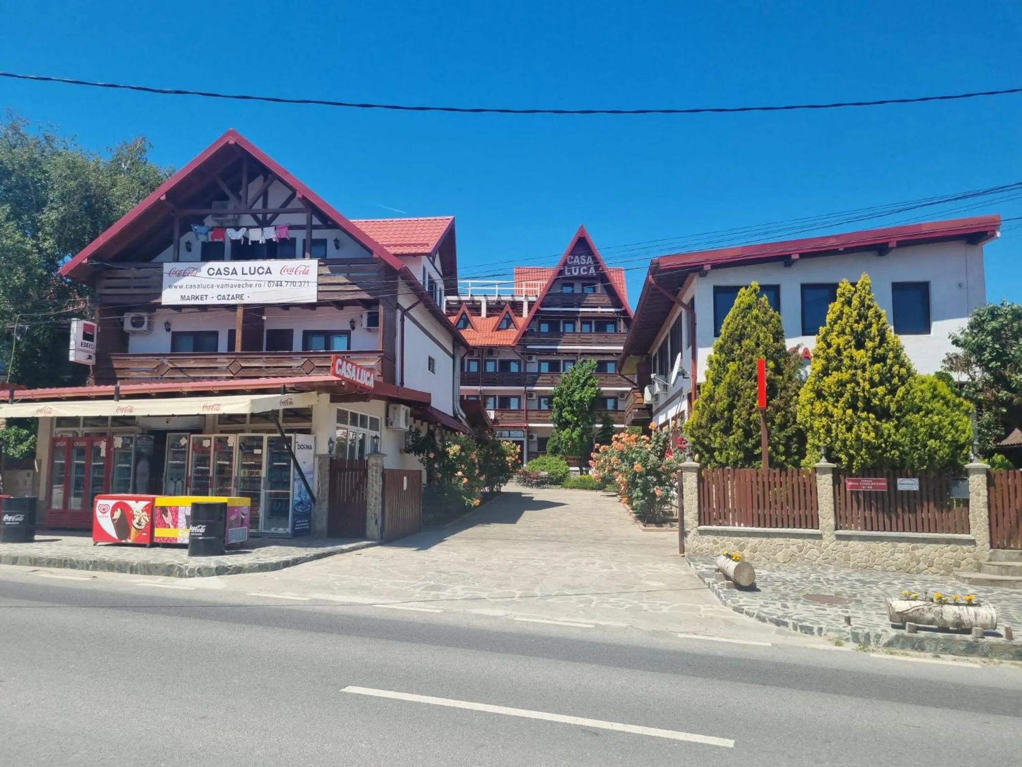 Property building in Casa Luca