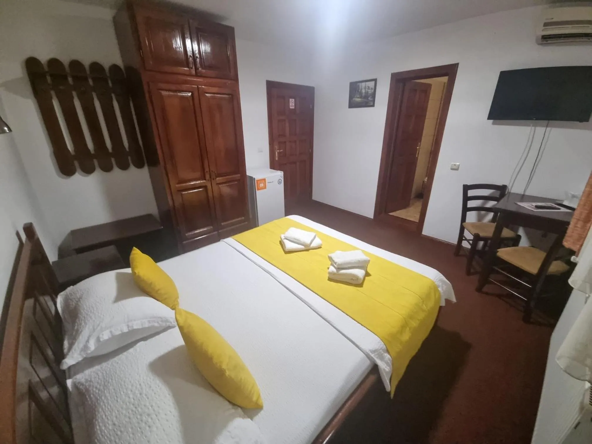 View (from property/room), Bed in Casa Luca