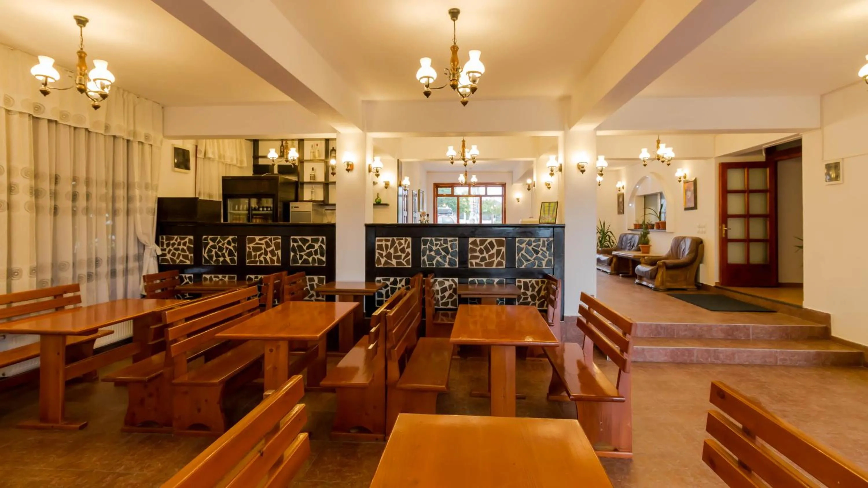 Restaurant/places to eat in Casa Luca