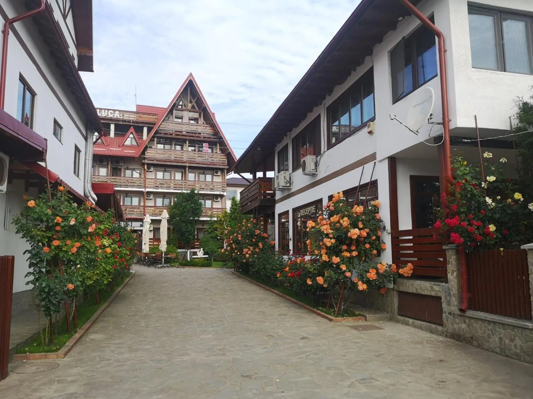 Property building in Casa Luca
