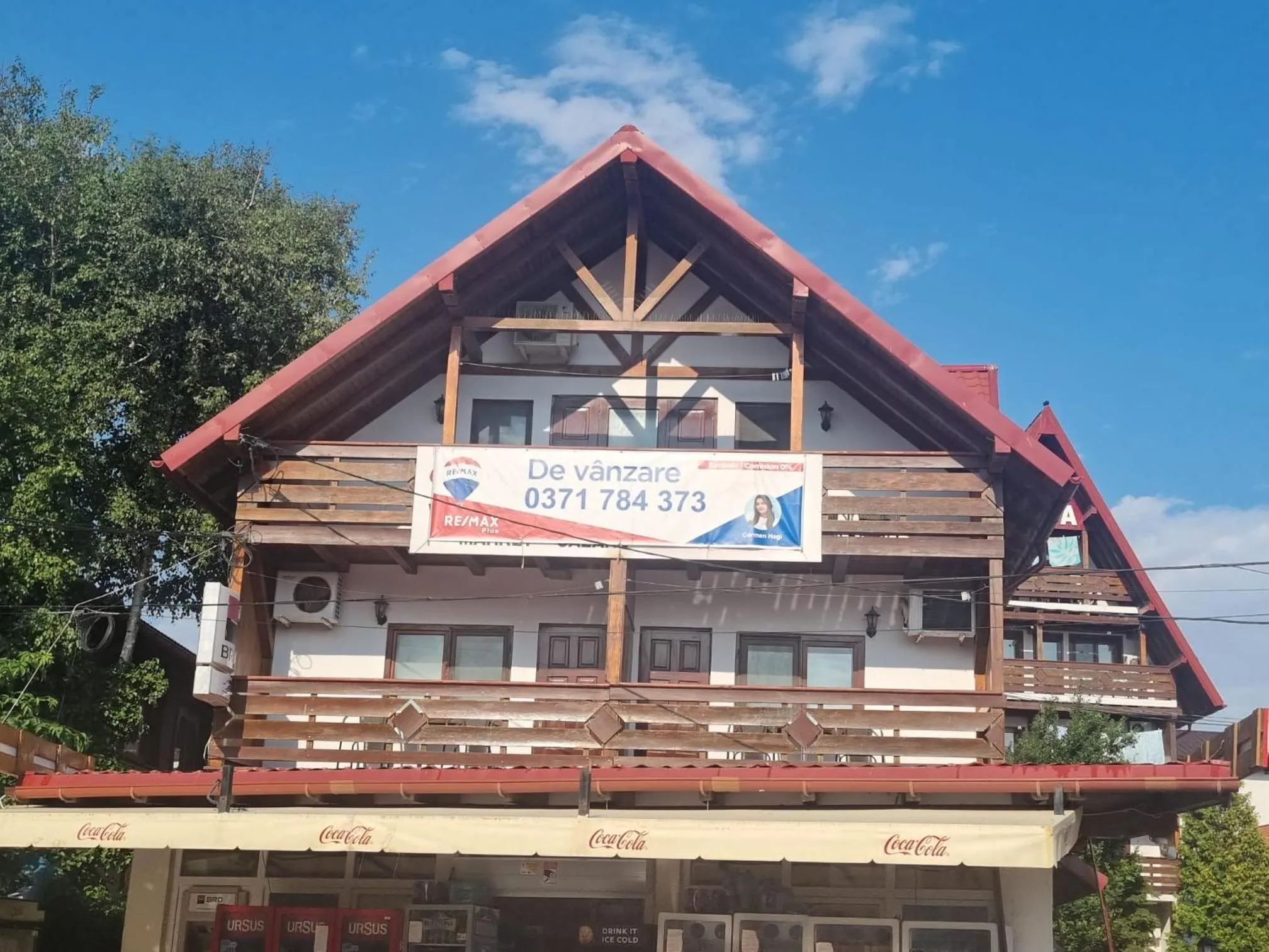 Property building in Casa Luca