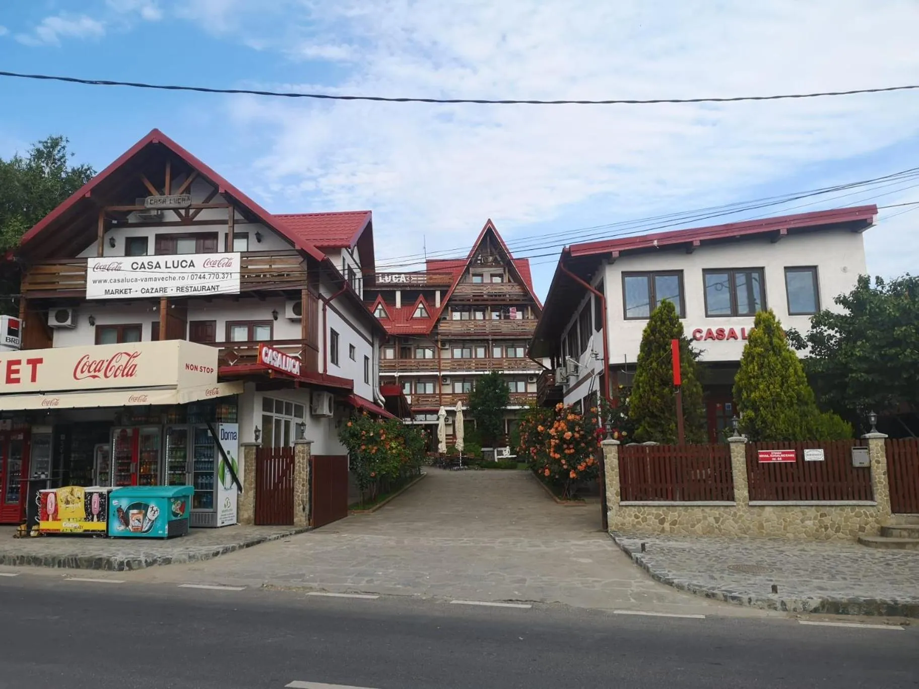 Property building in Casa Luca