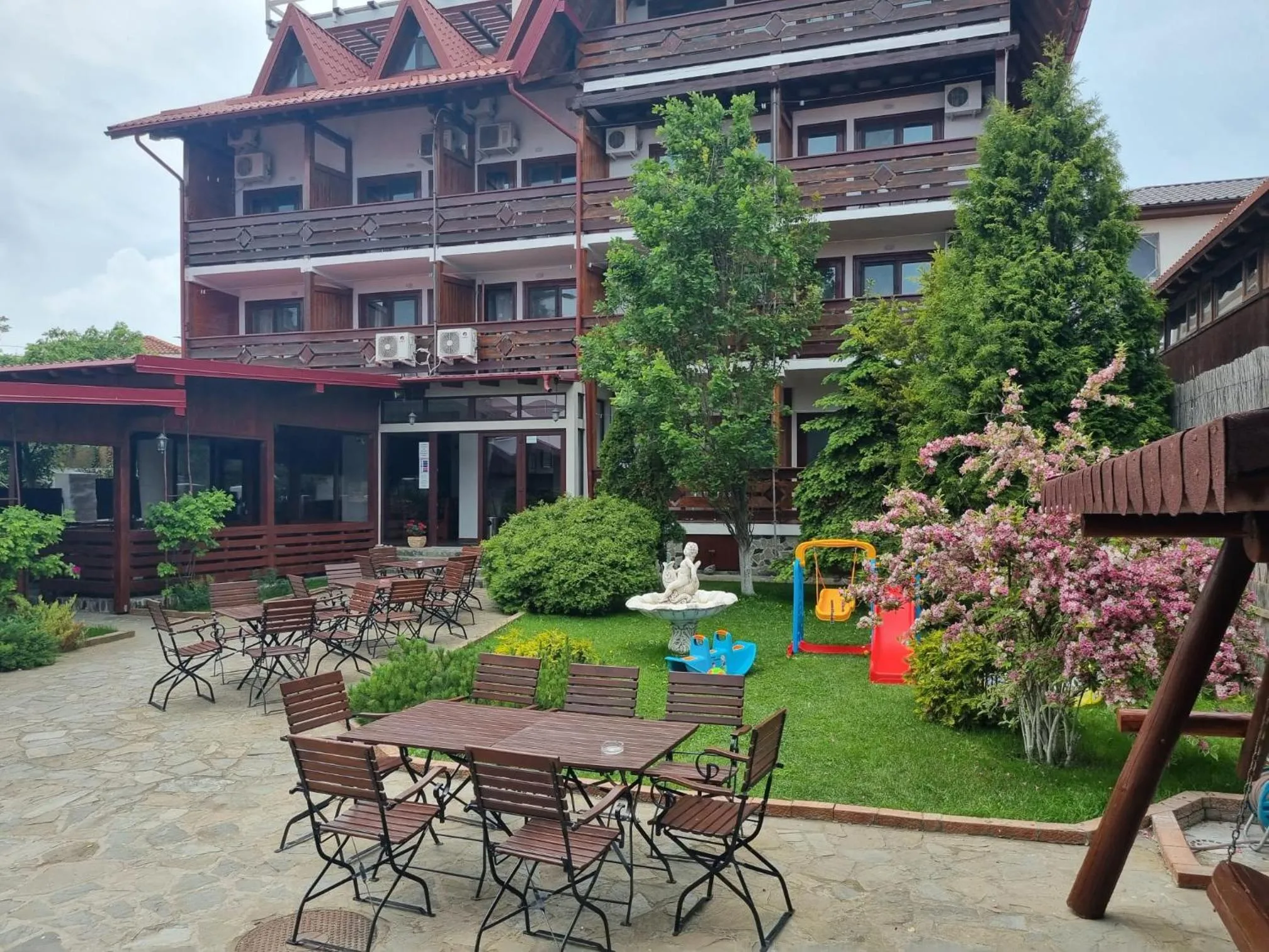 Property building in Casa Luca