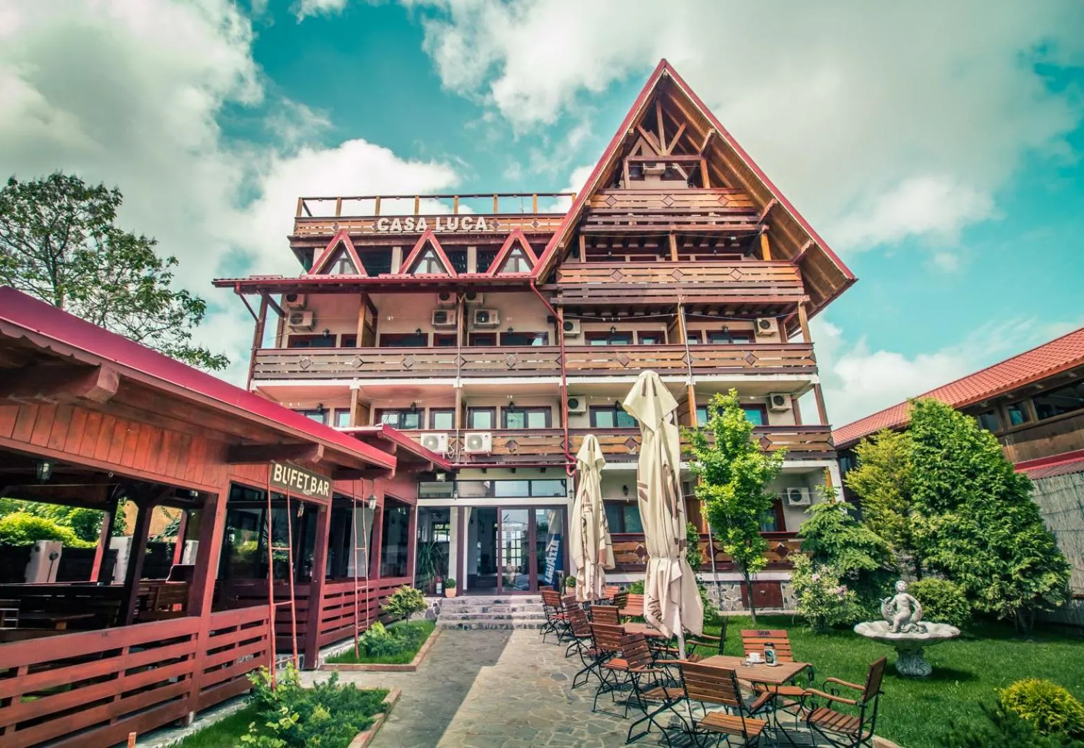 Property building in Casa Luca