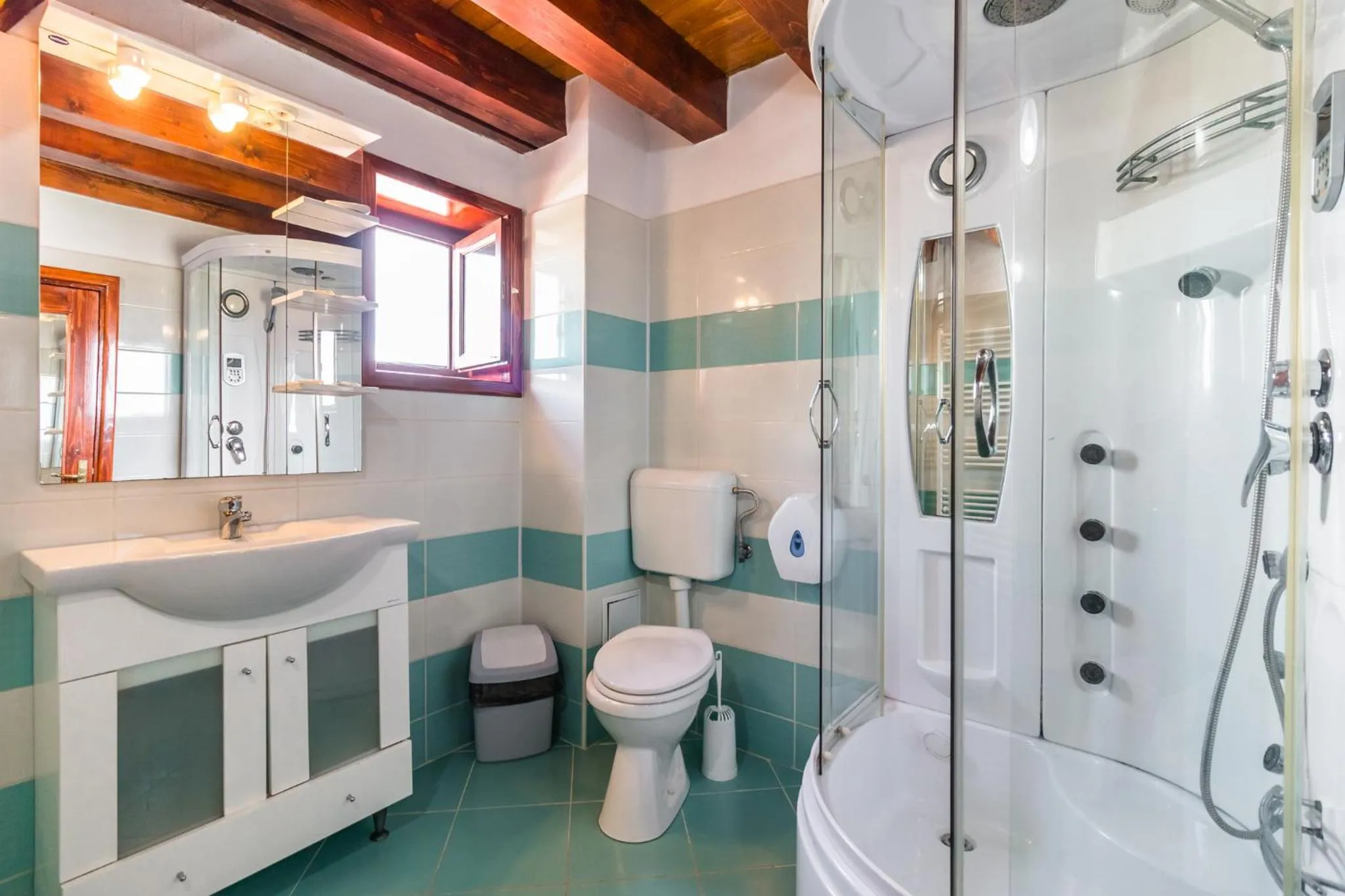 Shower in Casa Luca