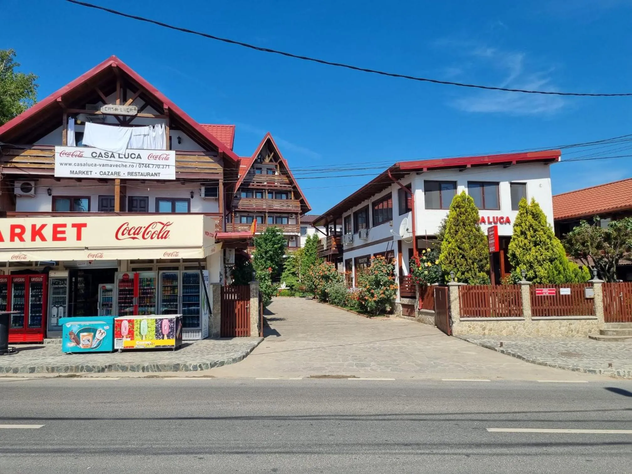 Property building in Casa Luca