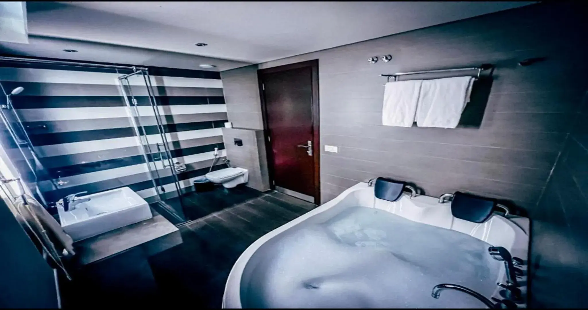 Executive Suite with Sea View in Jounieh Suites Boutique Hotel Executive Suite with Sea View in Jounieh Suites Boutique Hotel