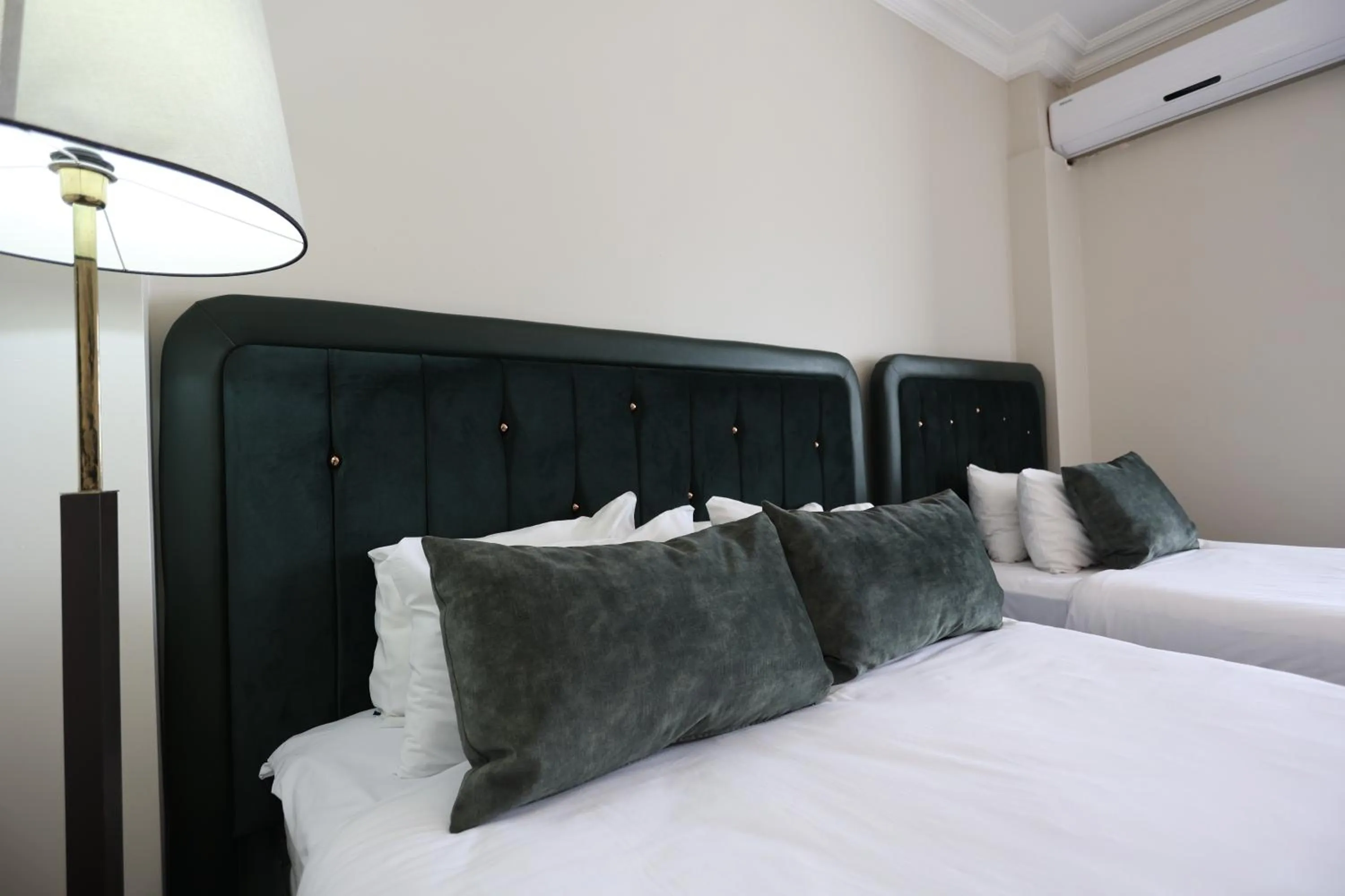 Bed in Cheers Lighthouse