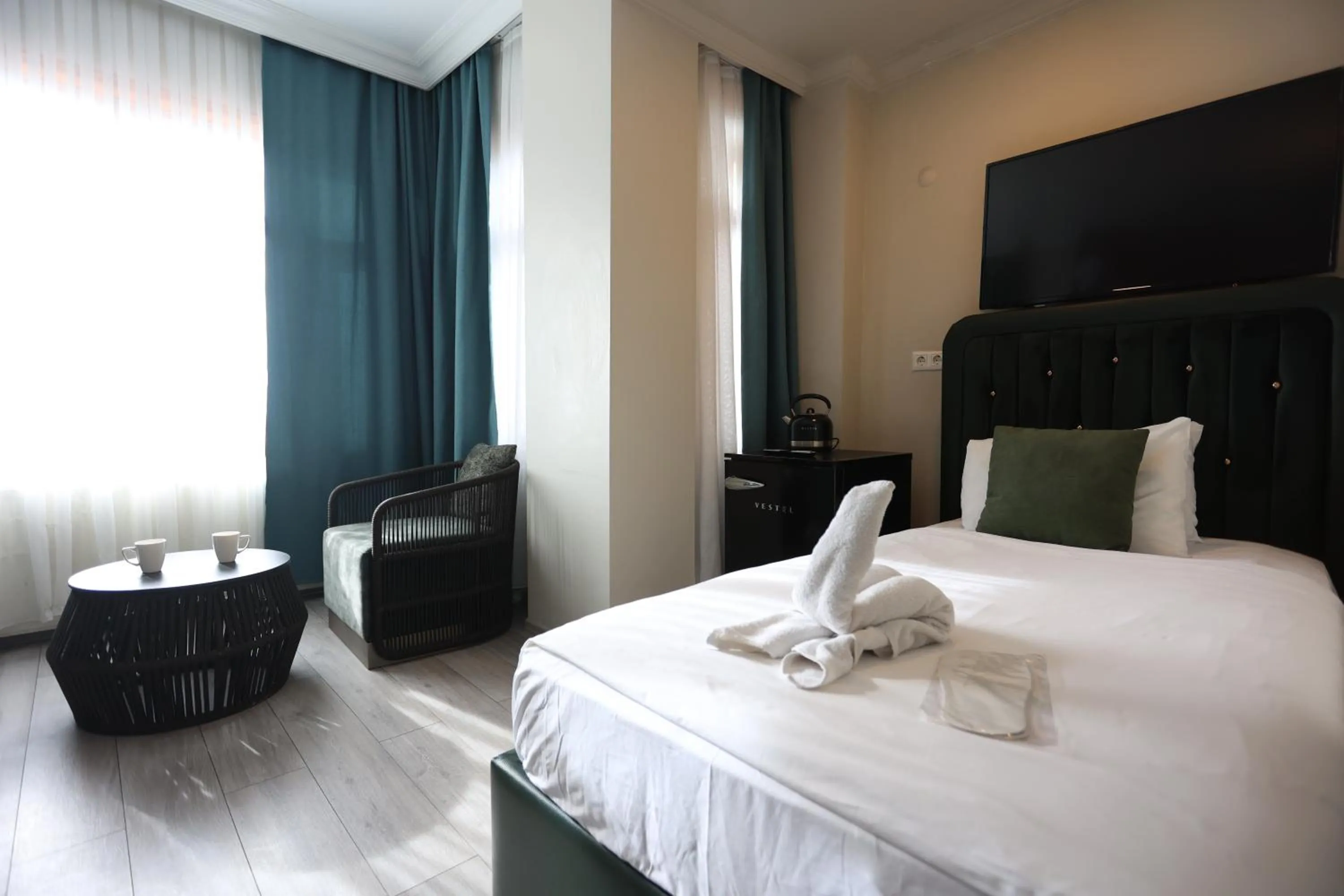 Bed in Cheers Lighthouse